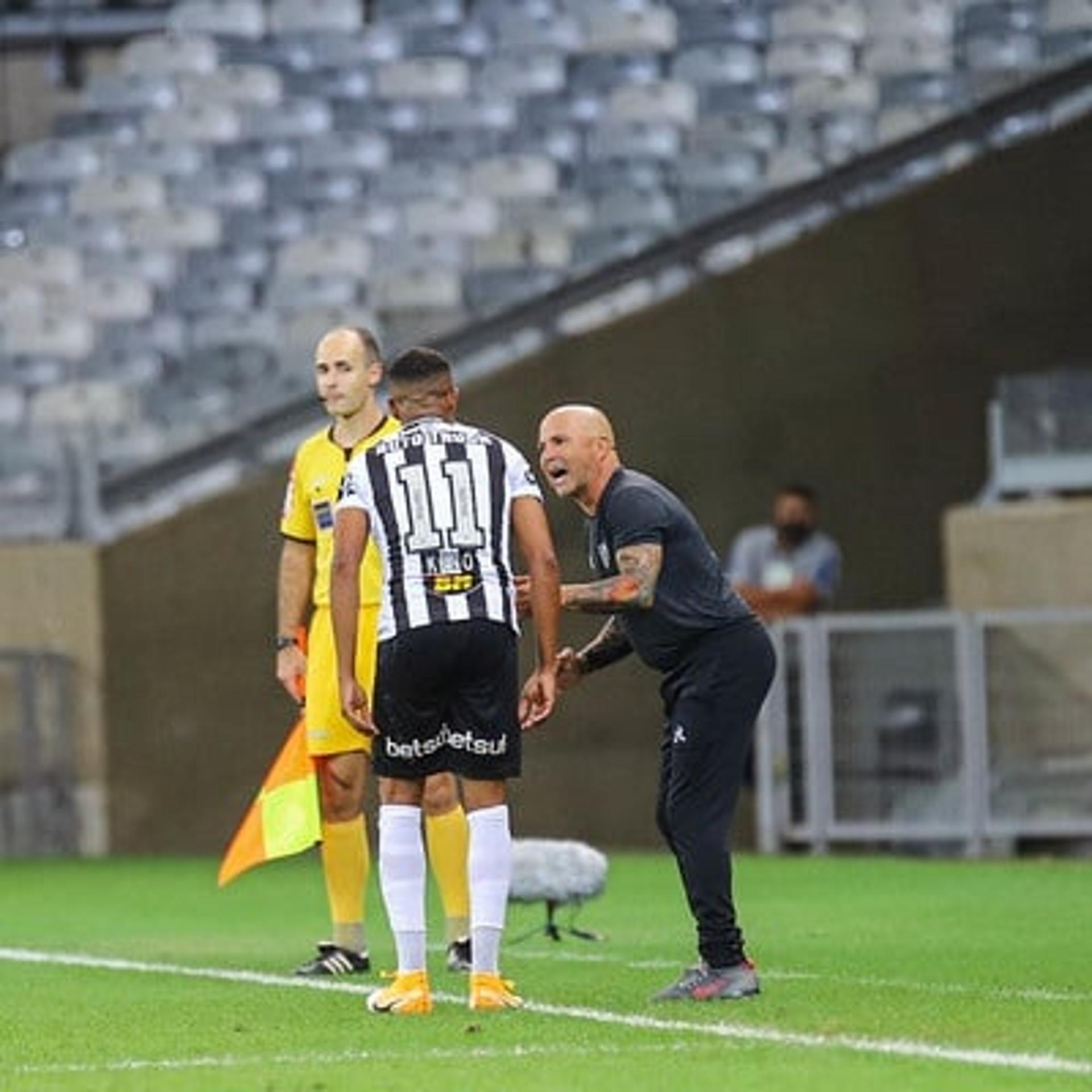 Sampaoli teve a colaboração vital de Keno para a boa noite de futebol do Galo diante do Grêmio