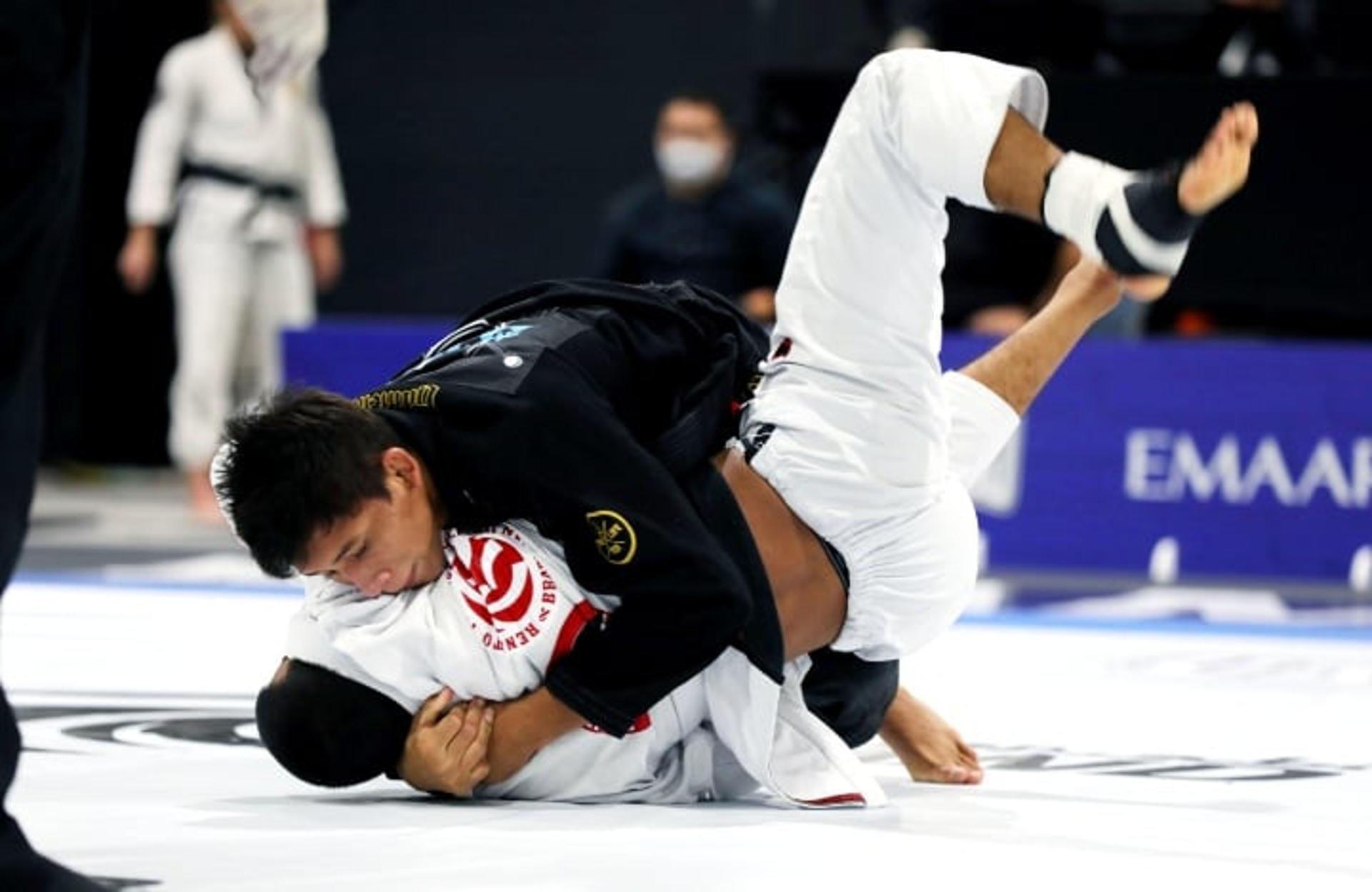 Lucas Pinheiro conquistou o ouro no Abu Dhabi Grand Slam de Miami (Foto: divulgação Atos Jiu-Jitsu)