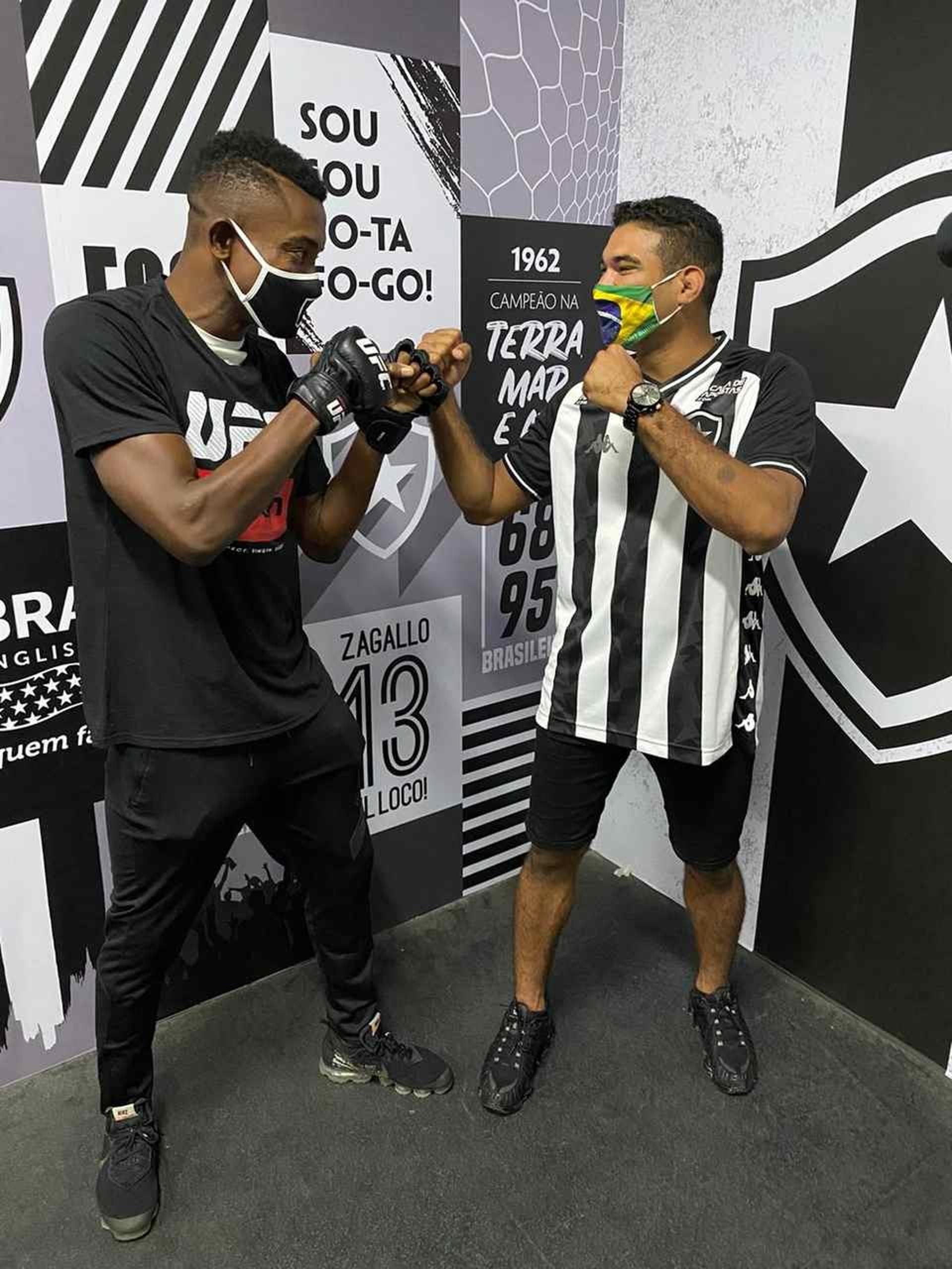 Kalou e Herbert Burns Botafogo