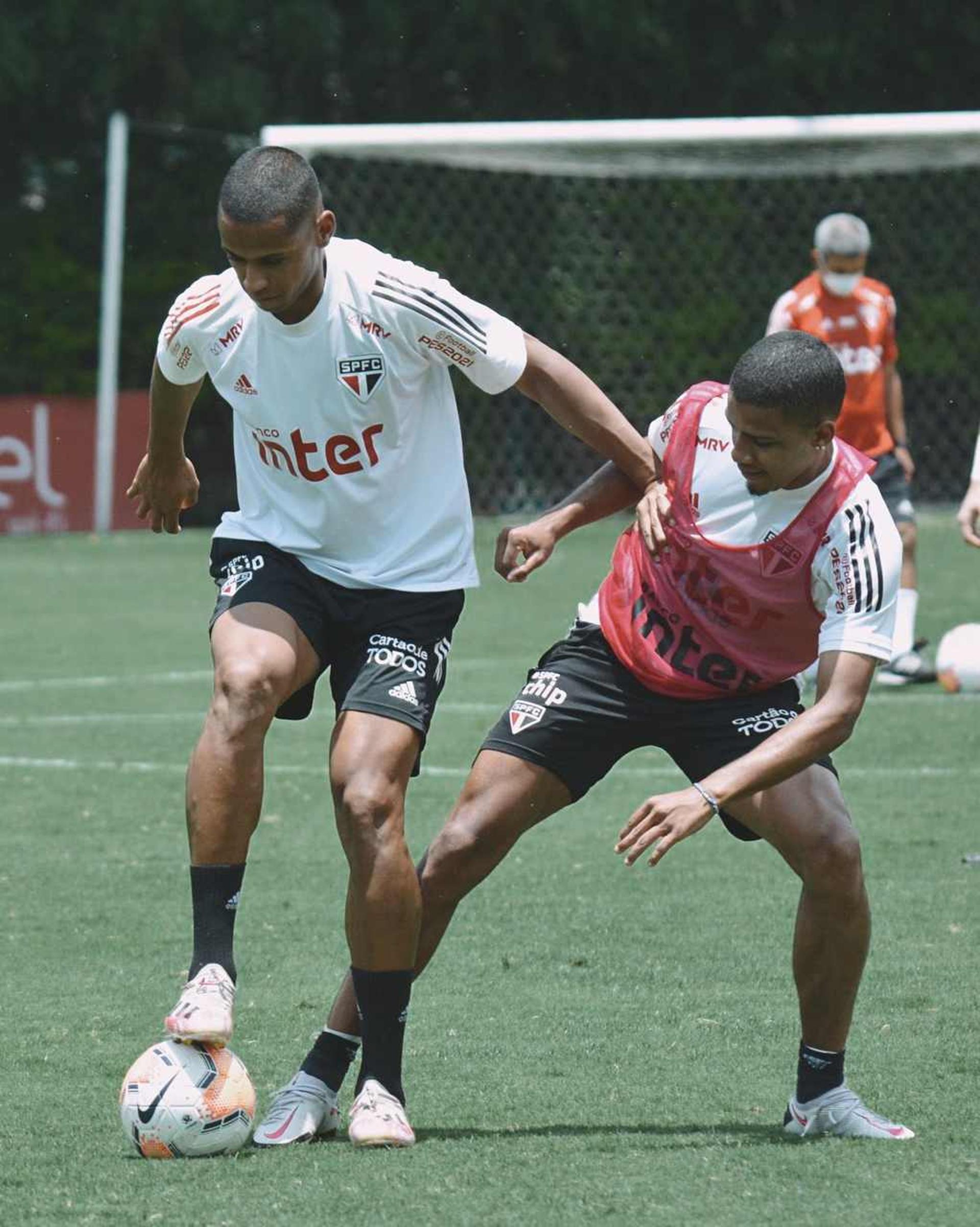 São Paulo vai com força máxima para a Argentina