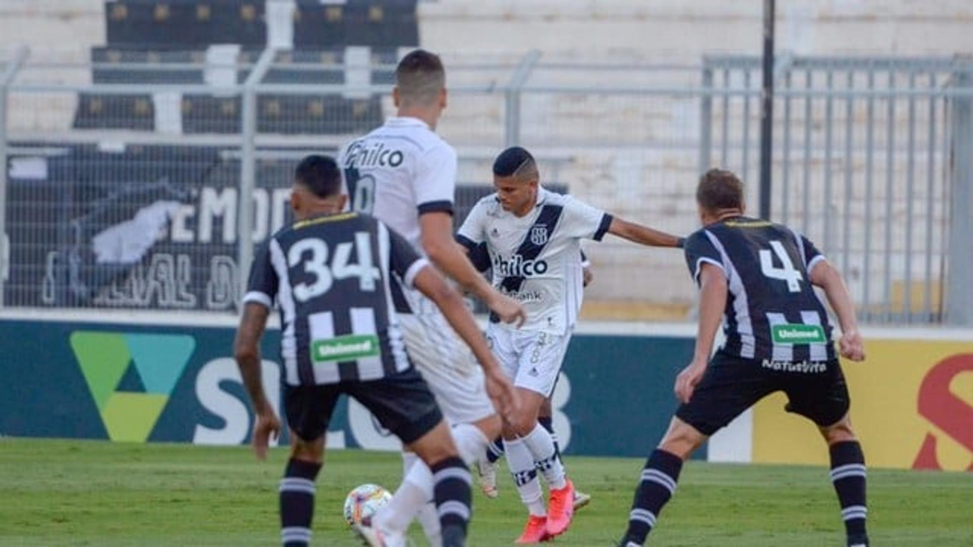 Ponte Preta x Figueirense