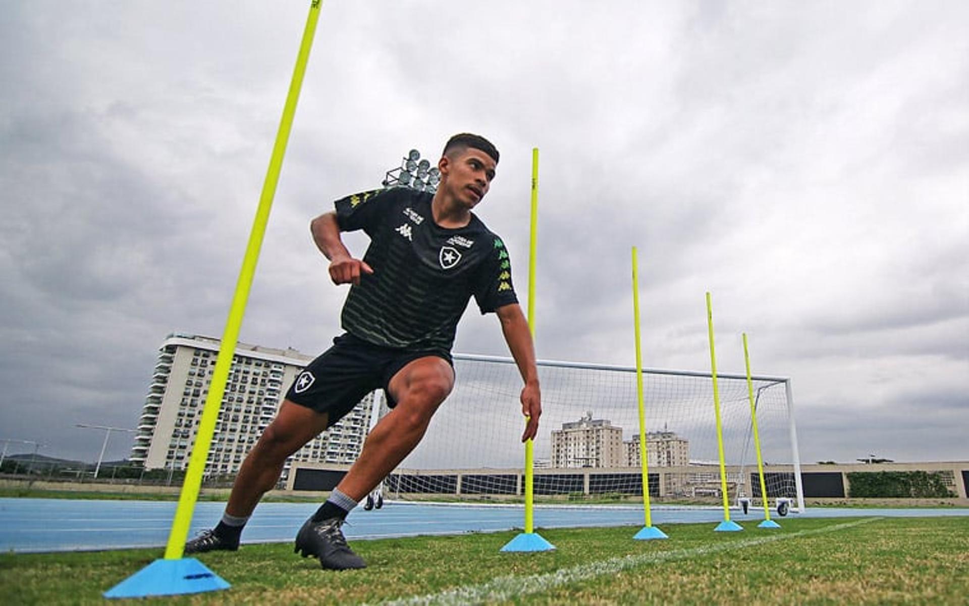 Cesinha - Treino Botafogo