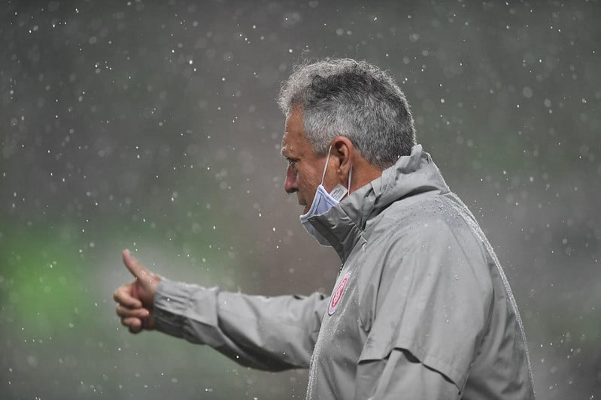 América-MG x Internacional - Abel Braga