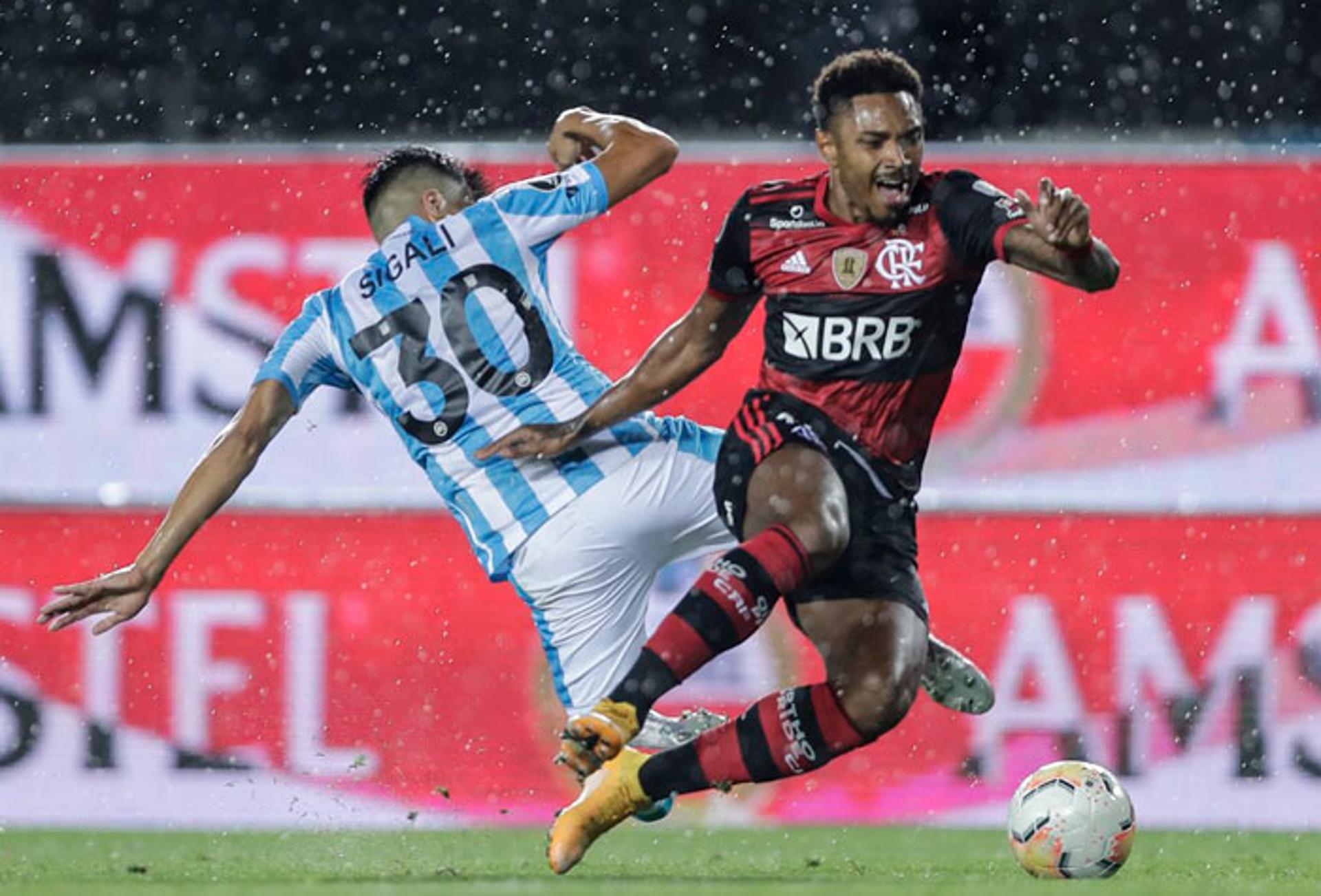 Racing x Flamengo - Vitinho