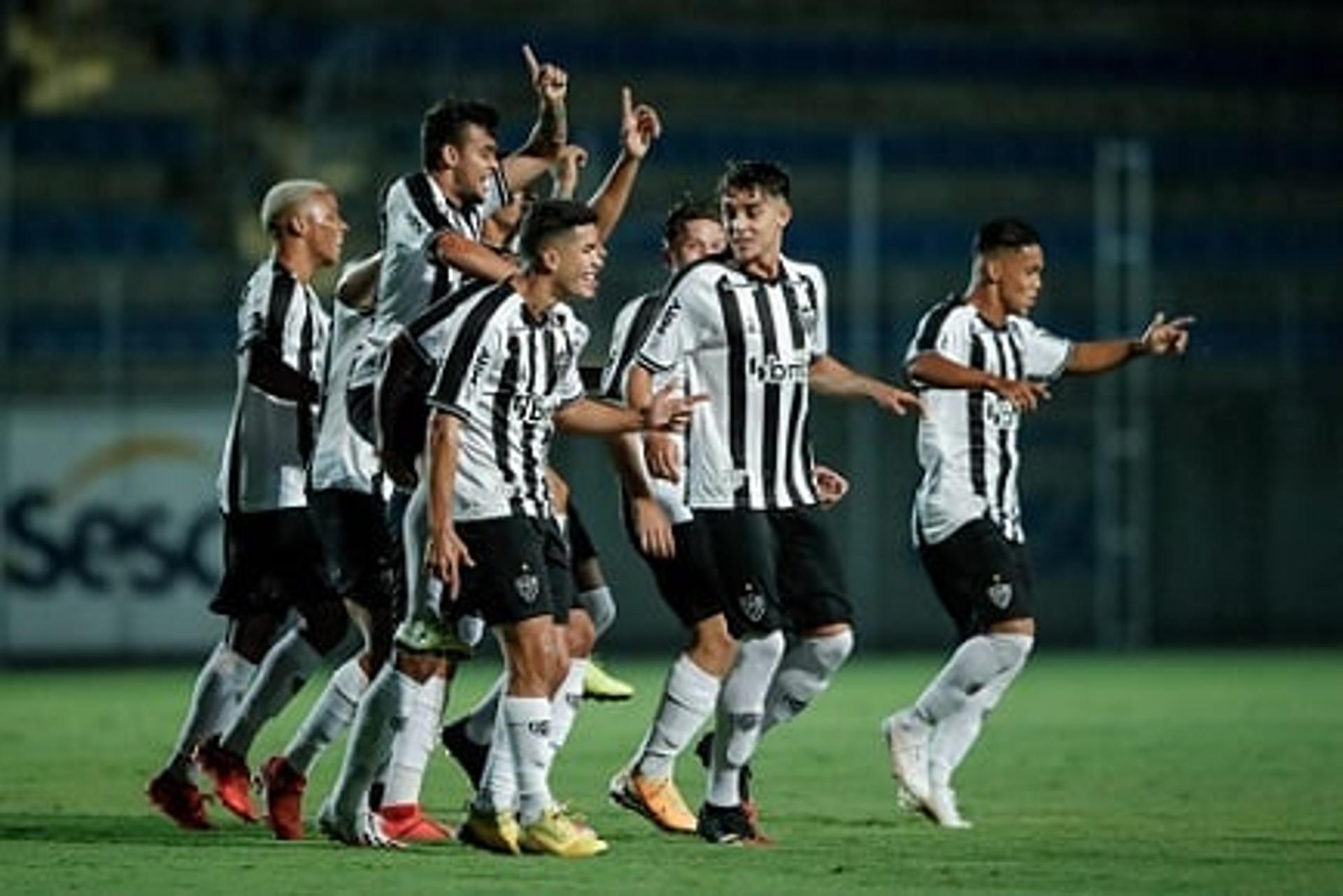 Os meninos do Galo superaram o Flamengo em um bom jogo no Sesc Venda Nova