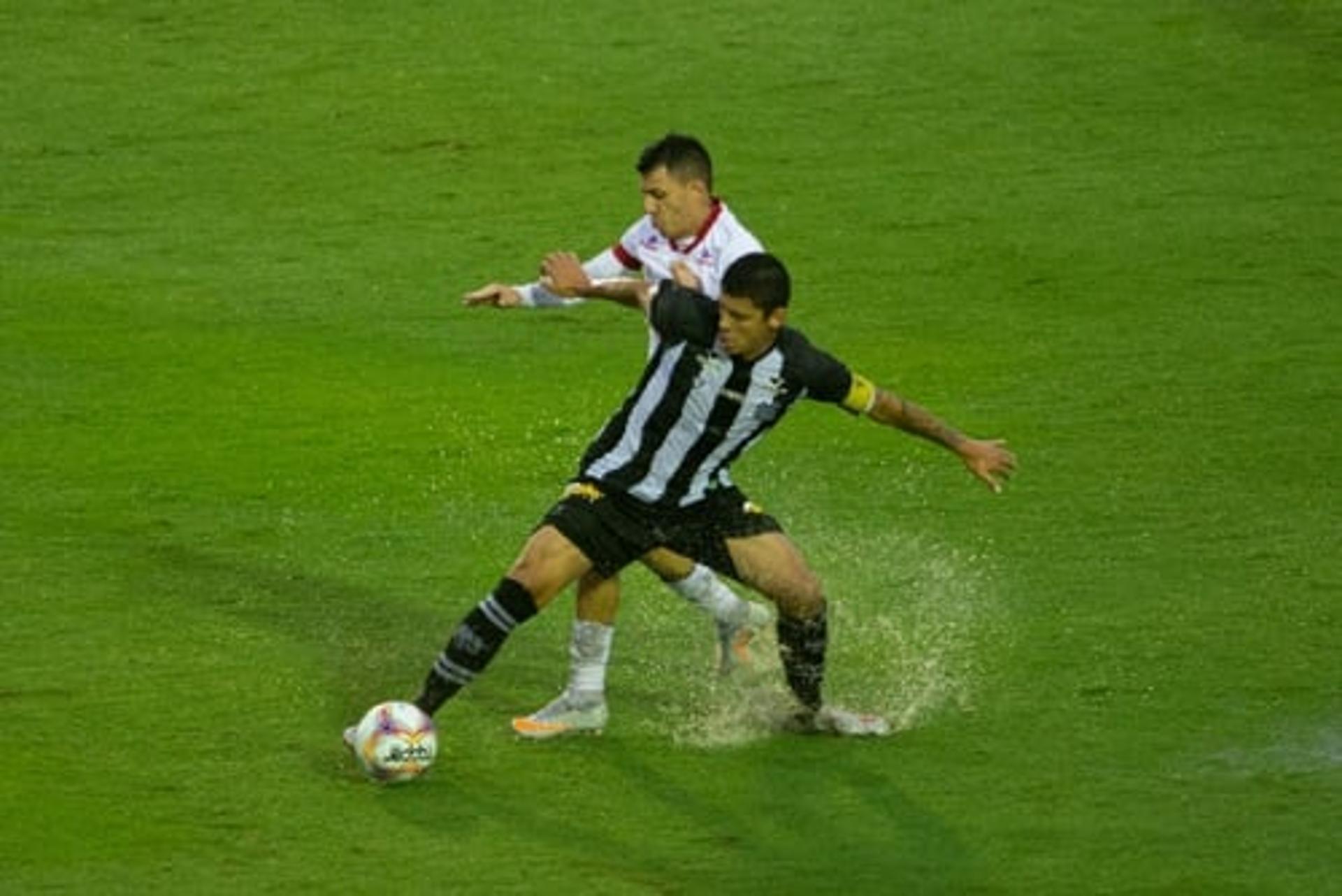 Figueirense x Náutico