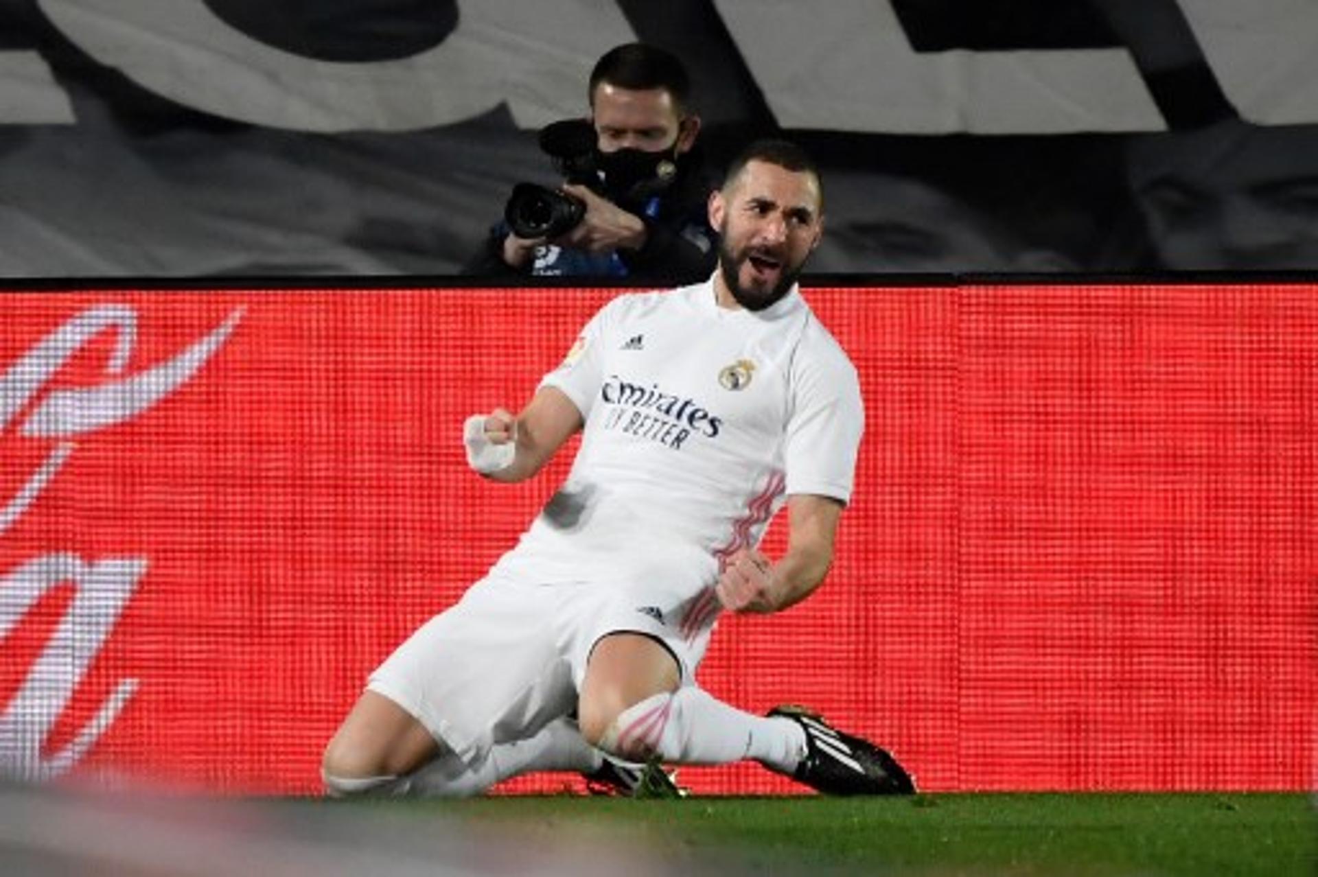 Benzema - Real Madrid x Eibar