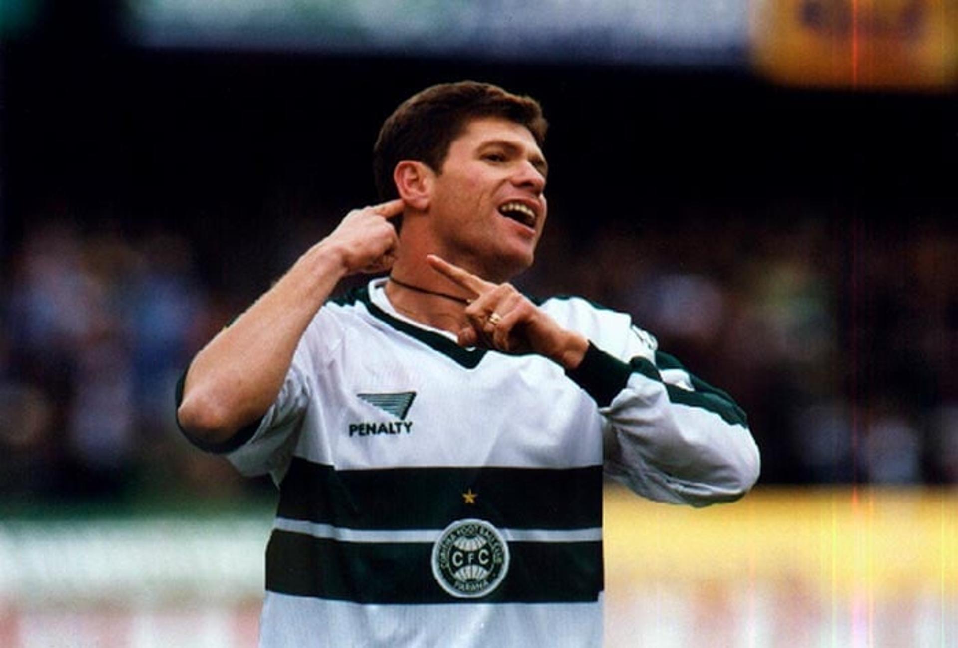 Cleber Arado - Atacante do Coritiba