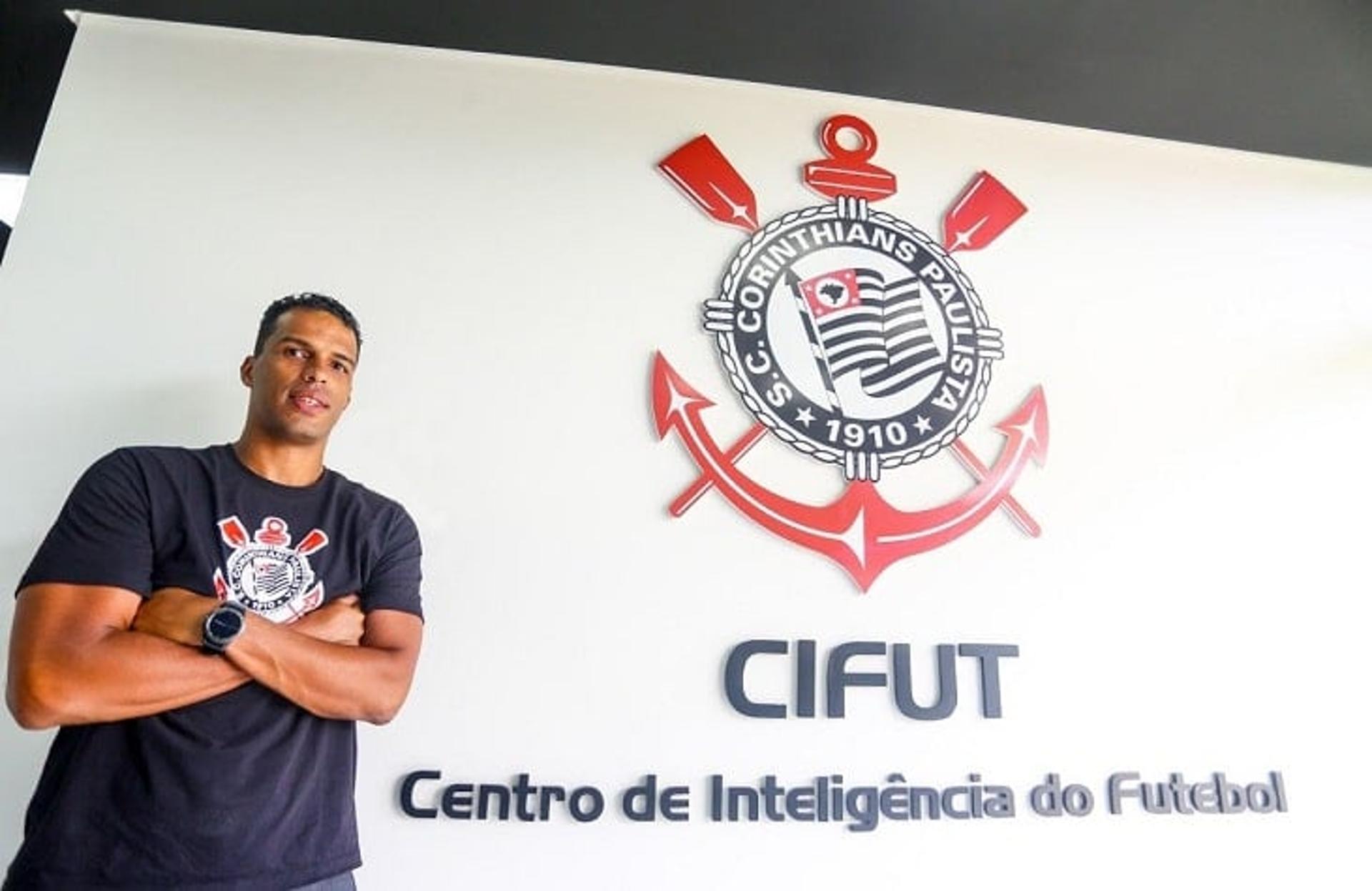 Fernando Lázaro - Corinthians