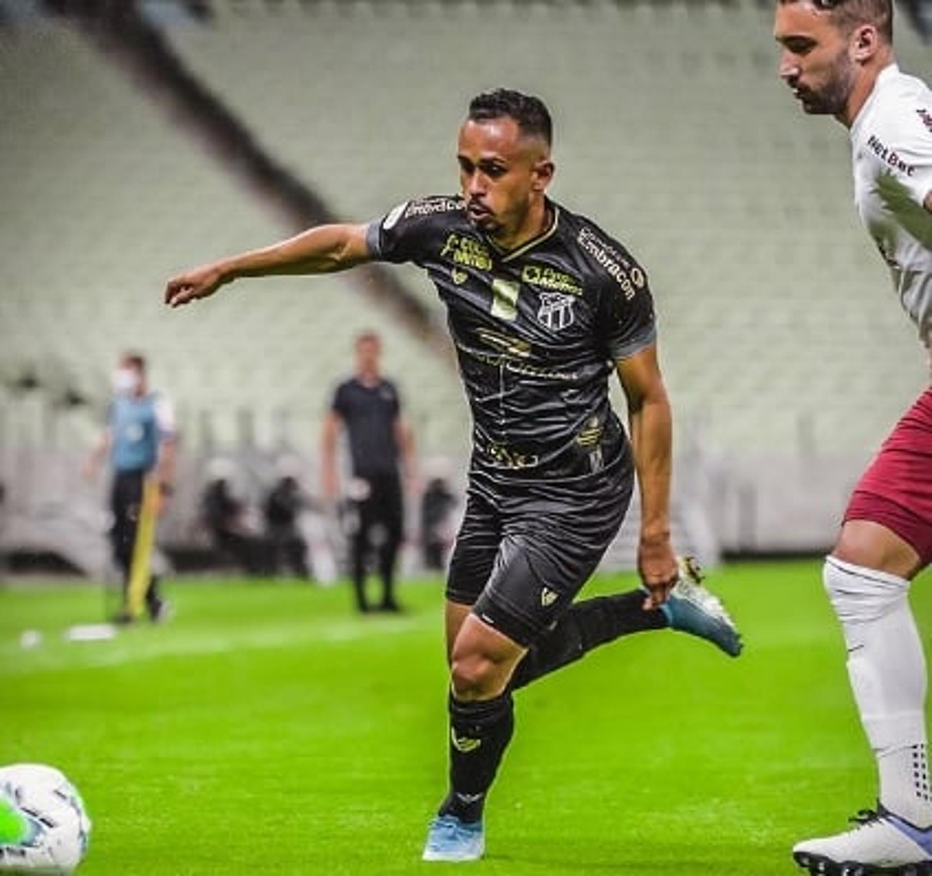 Ceará x Red Bull Bragantino