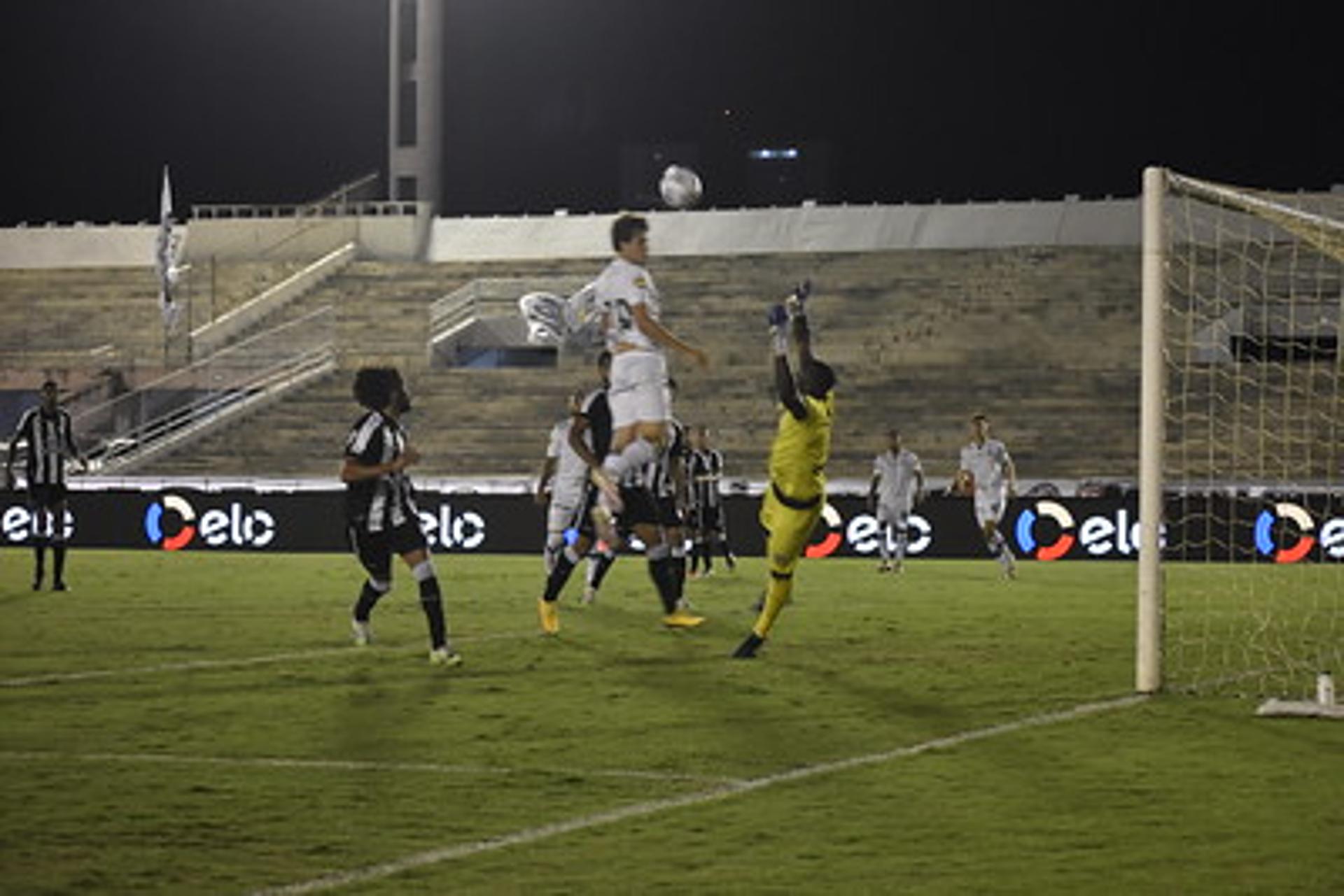 O América-MG jogou com o regulamento "embaixo" do braço para conseguir avançar na Copa do Brasil