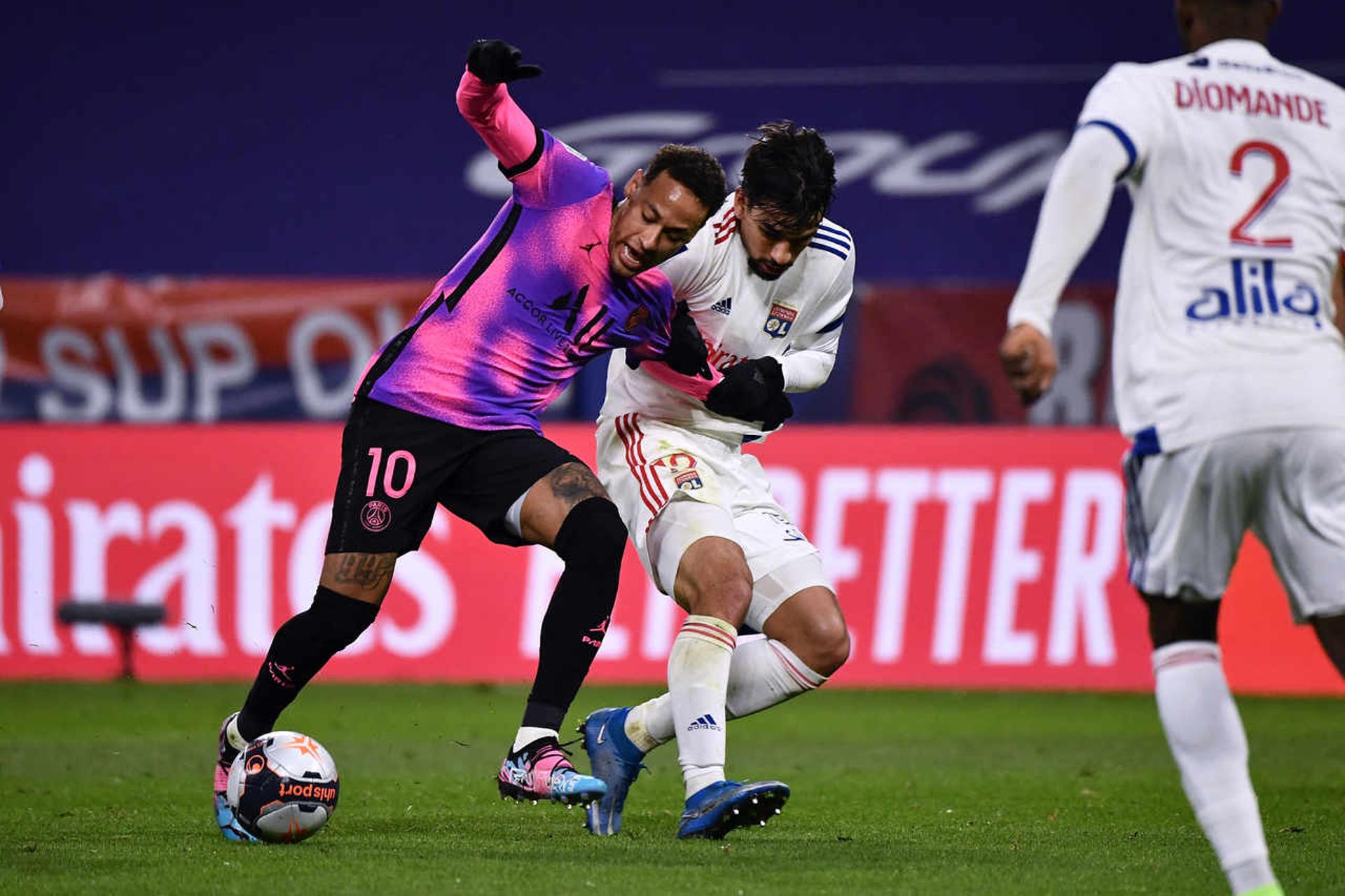 Lyon x PSG - Neymar e Lucas Paquetá