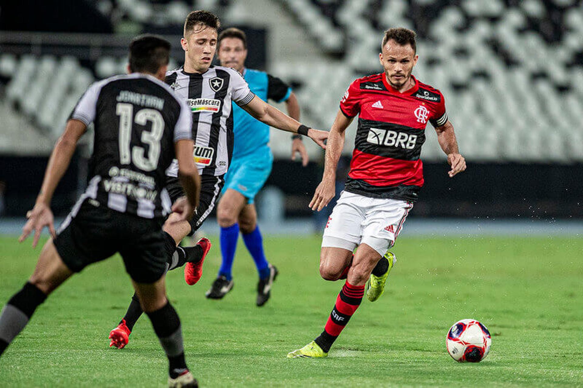 Botafogo x Flamengo - Renê