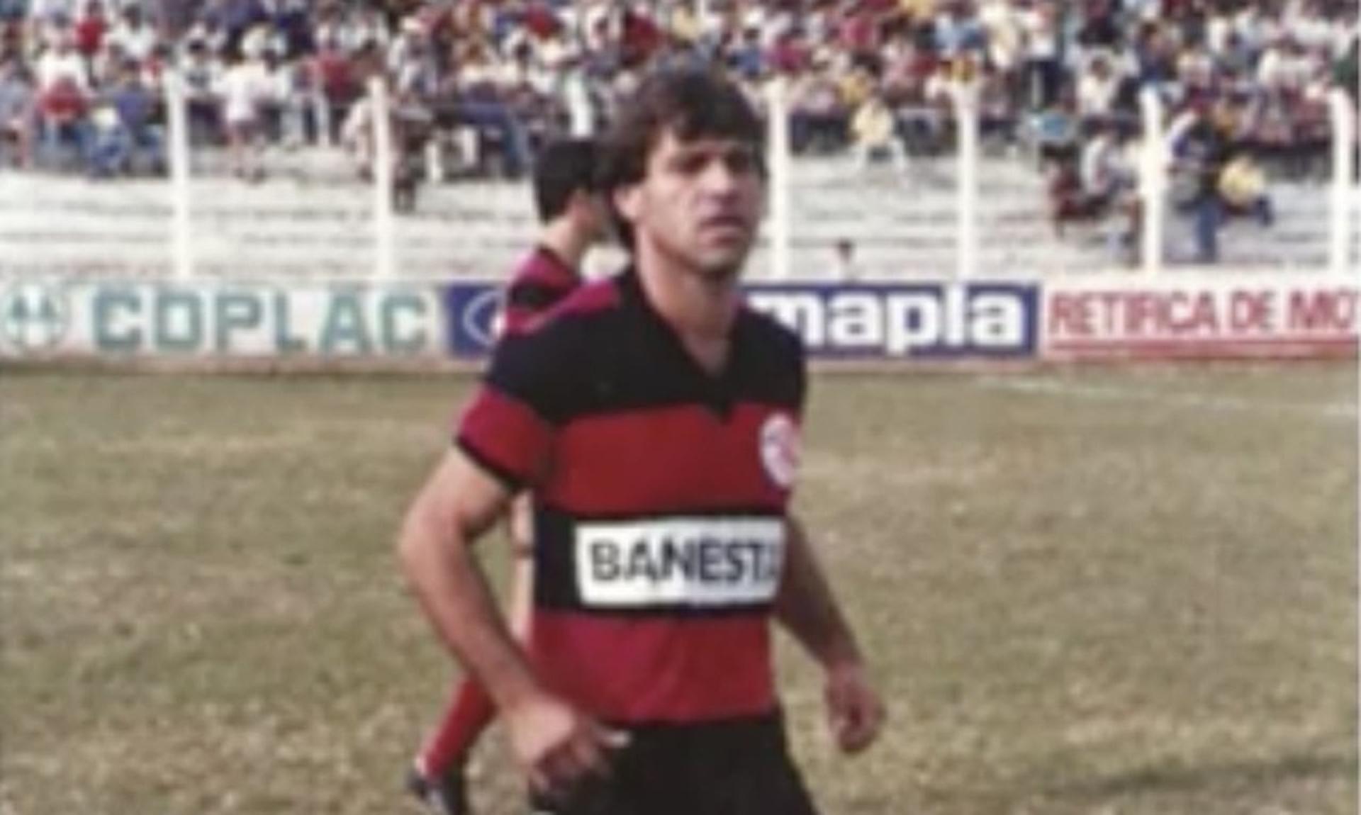 Alcântara atuando pelo Campo Mourão em 1991