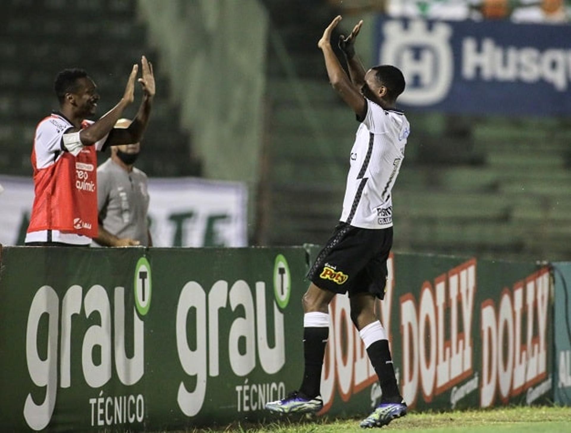 Jô e Cauê - Guarani x Corinthians