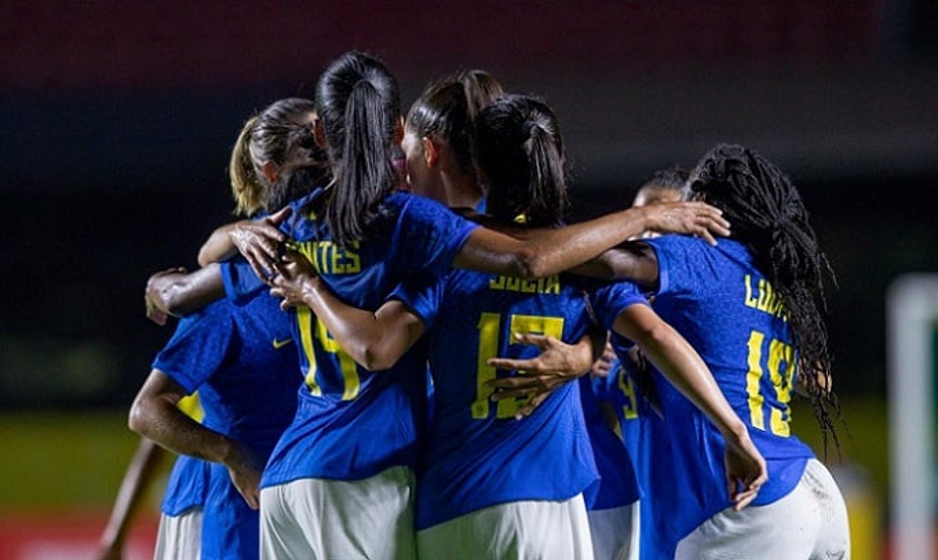 Brasil x Equador - Seleção Brasileira feminina