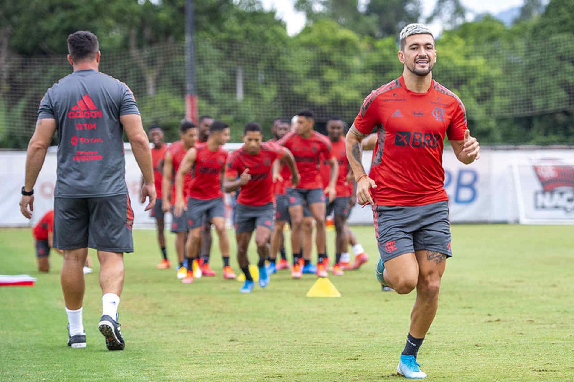 Arrascaeta - Treino Flamengo