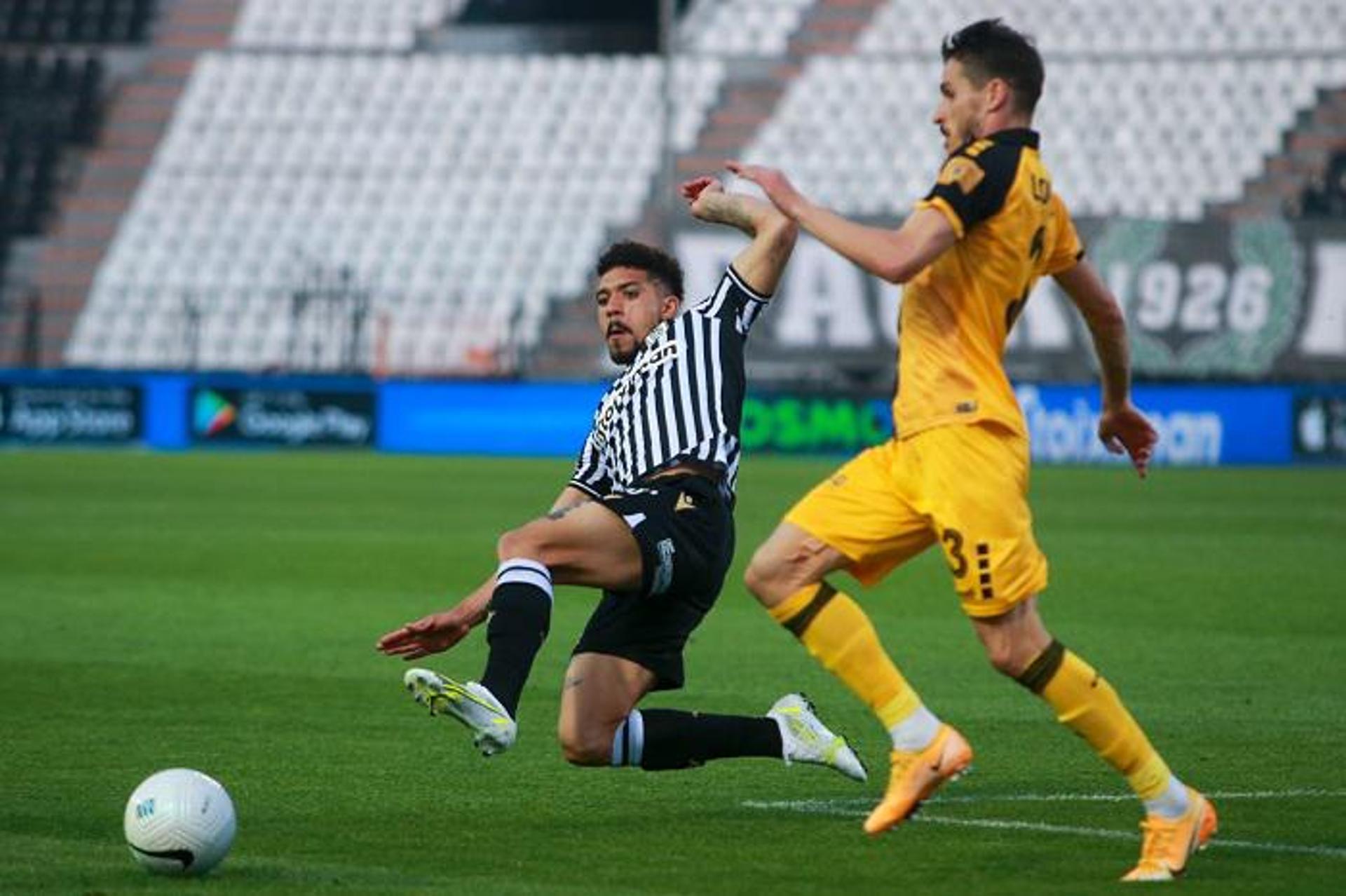 Douglas - PAOK