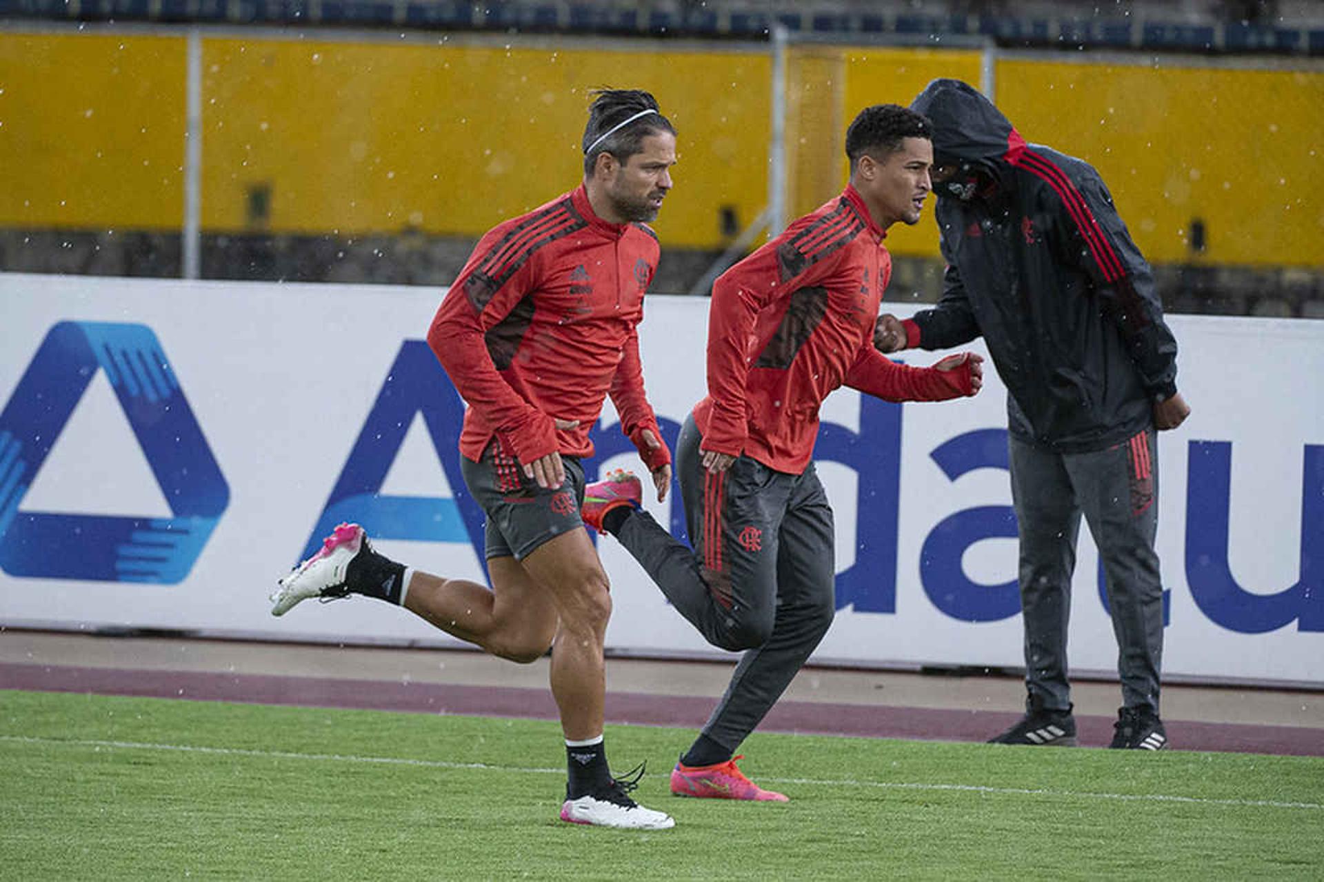 Treino Flamengo - João Gomes e Diego Ribas