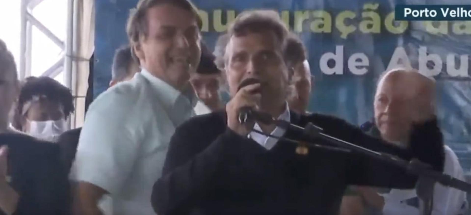 Nelson Piquet em palanque com Bolsonaro em Rondônia