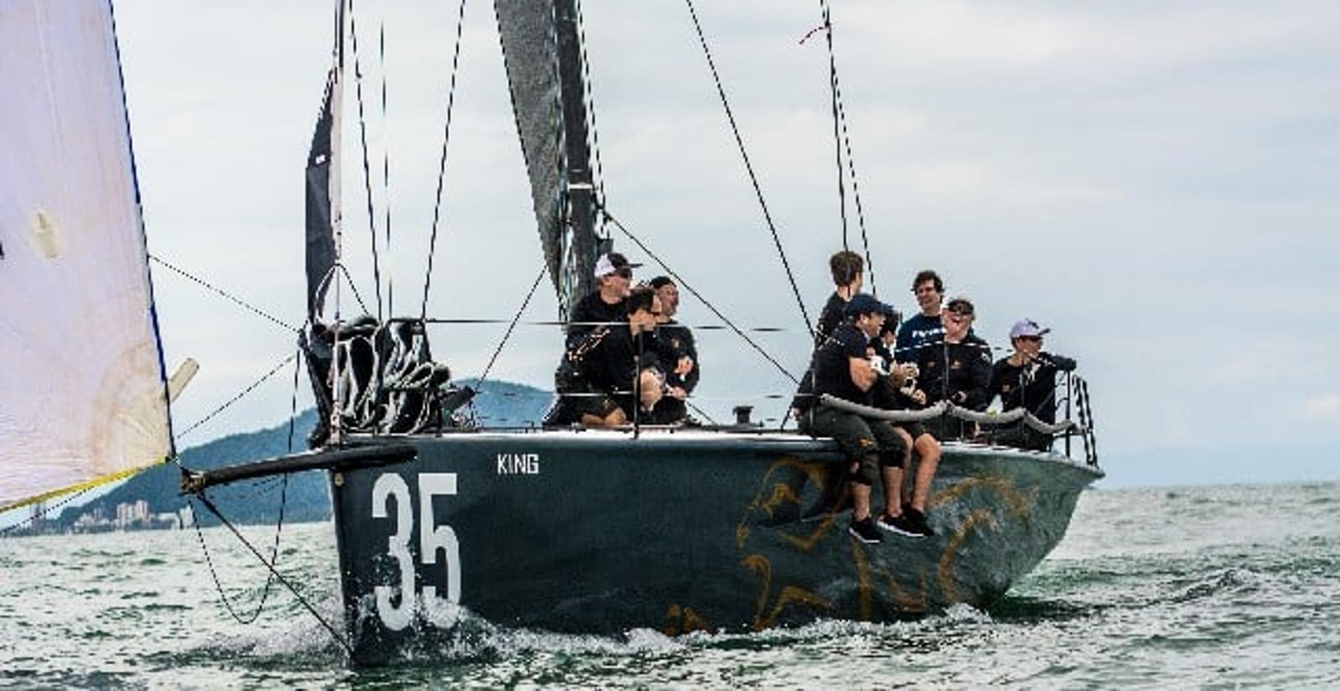 Barco King, campeão da Copa ICS - Regata Ilha das Cabras