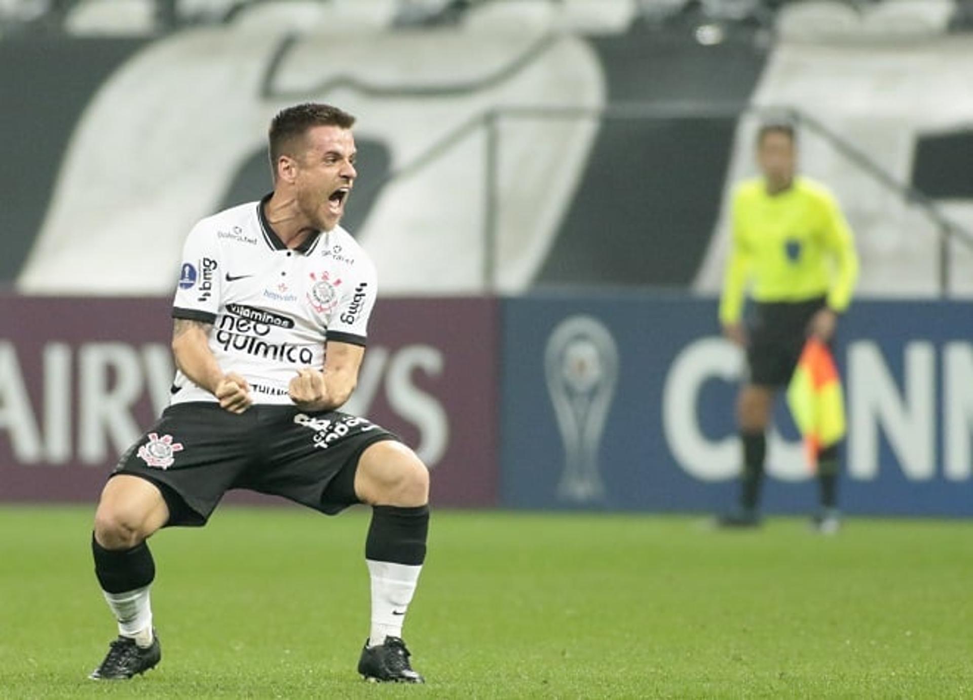 Ramiro - Corinthians x River Plate-PAR