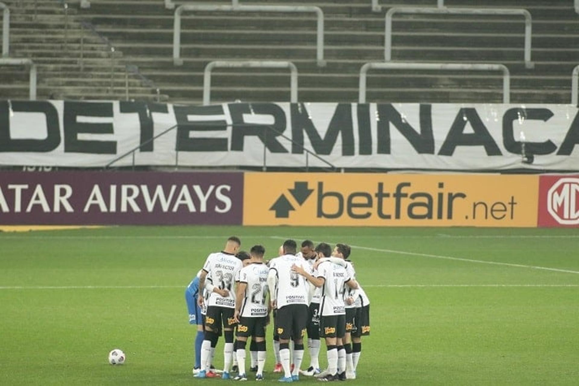 Corinthians x River Plate-PAR