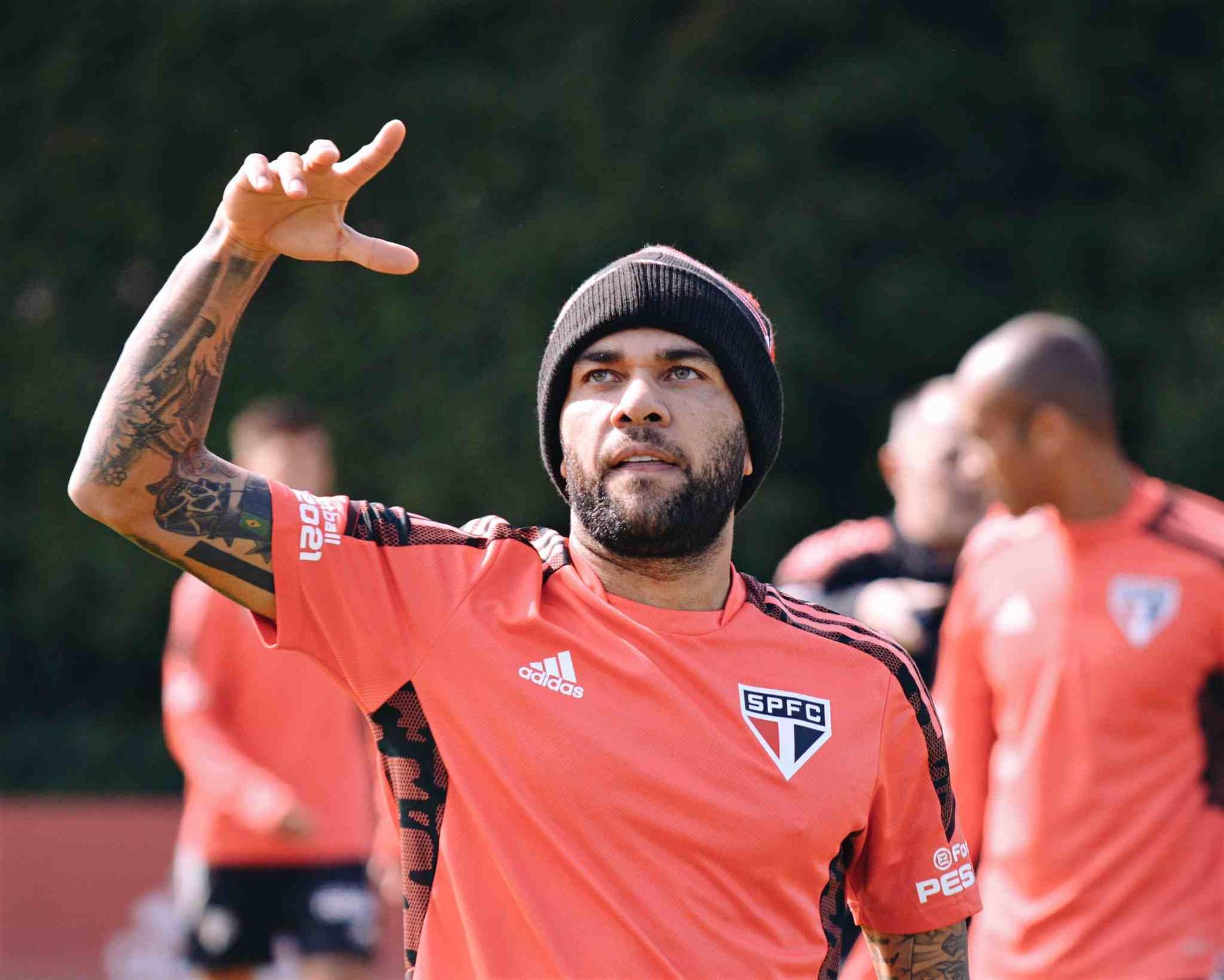 Daniel Alves - São Paulo