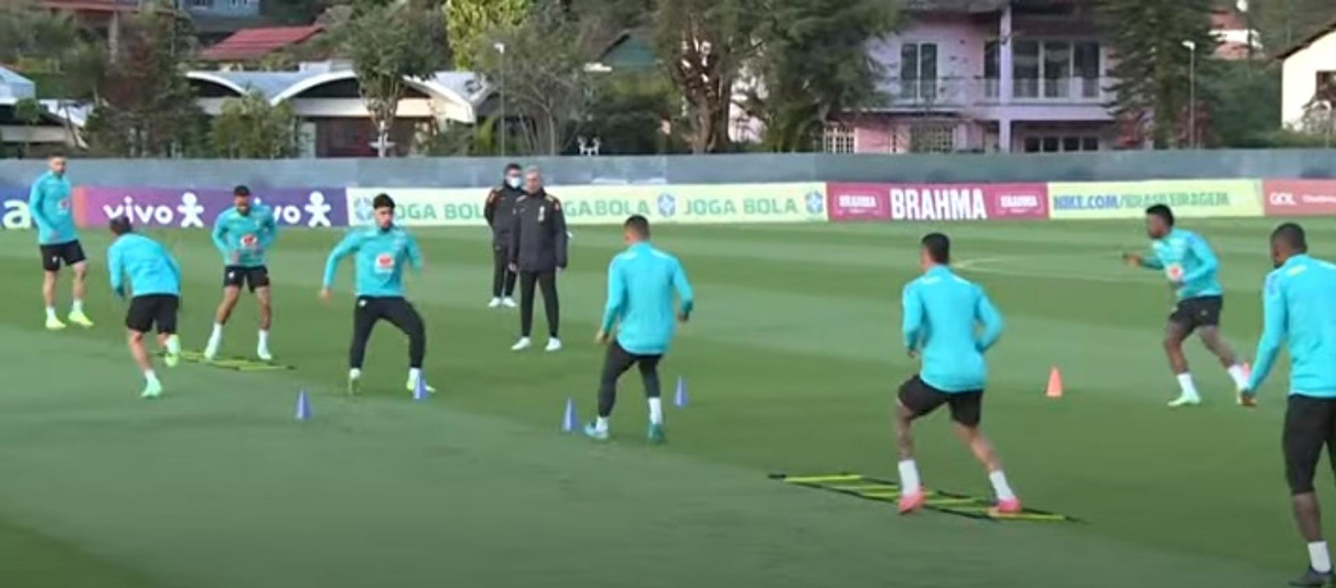 Seleção - treino na Granja Comary