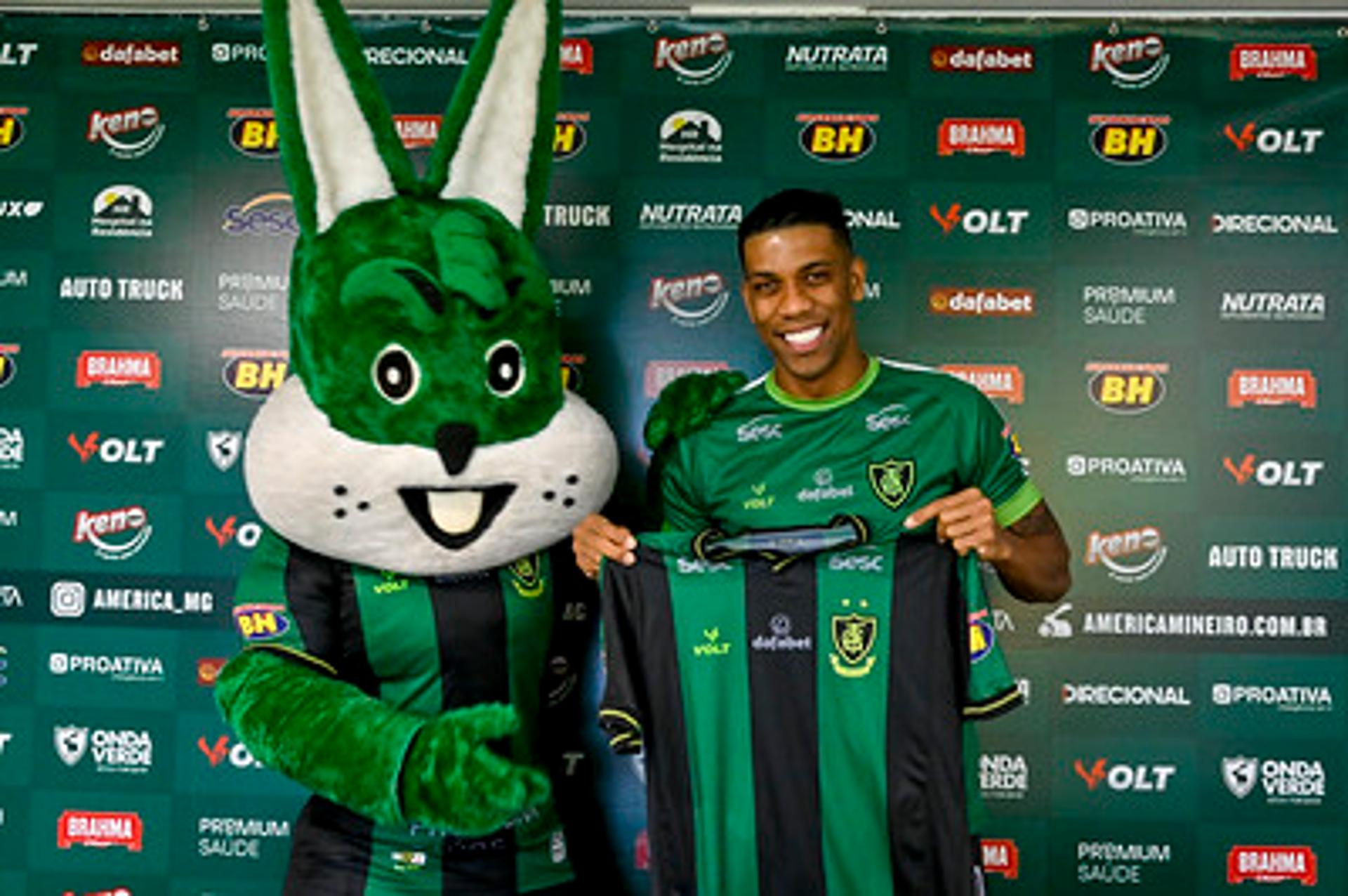 Berrio assinou contrato com o Coelho até o  fim da temporada