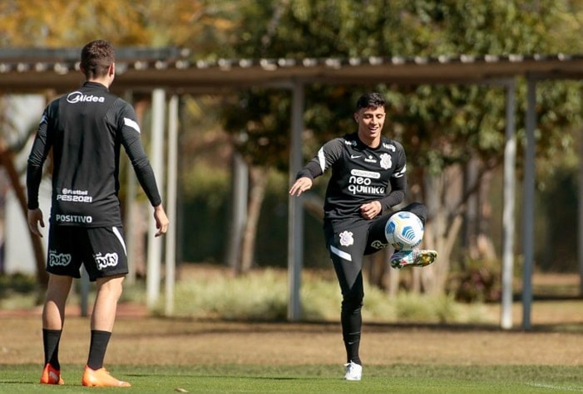 Gustavo Mantuan - Treino Corinthians