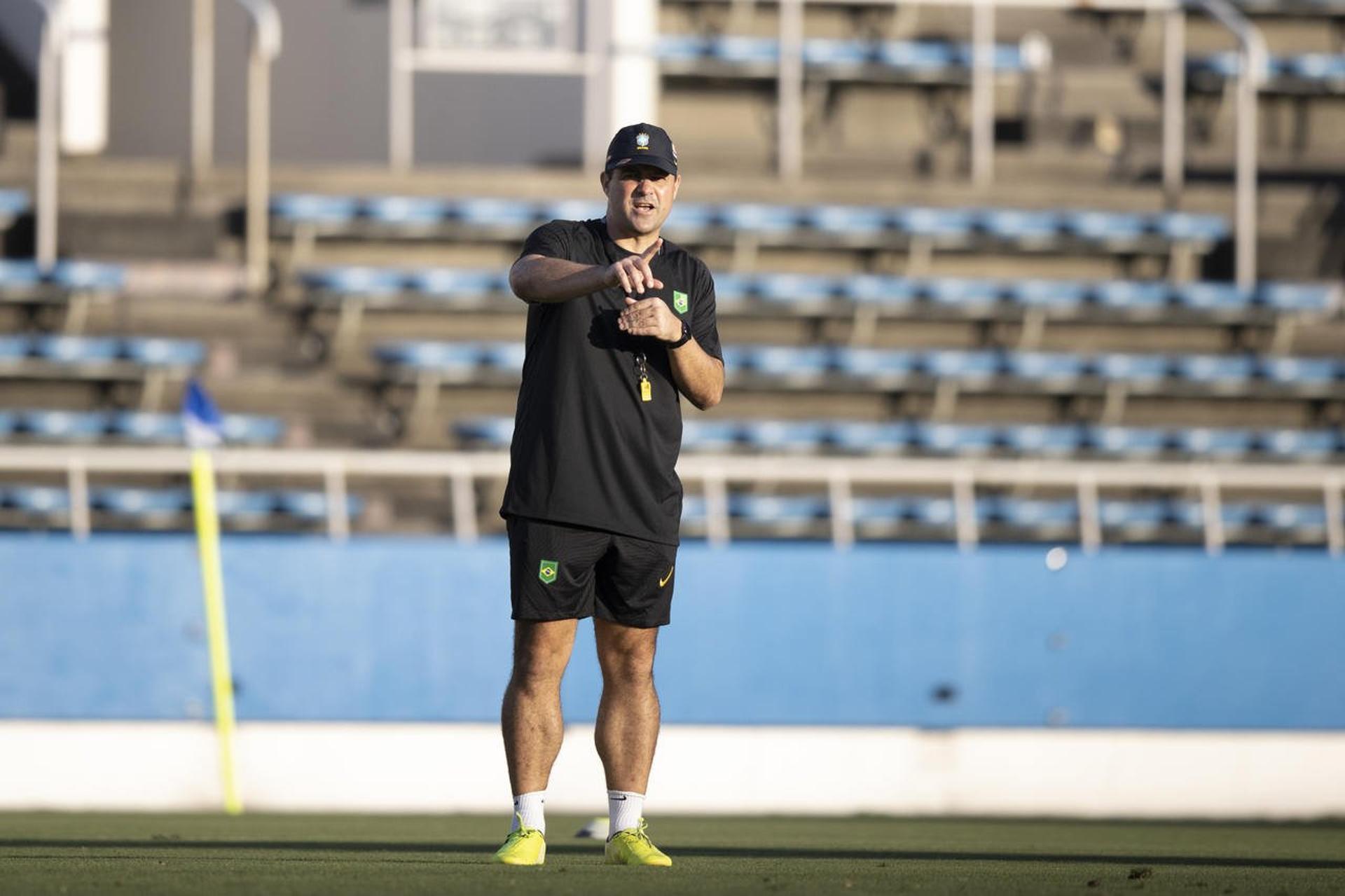 Seleção Brasileira Olímpica - Treino no Japão 23/07/2021 - André Jardine