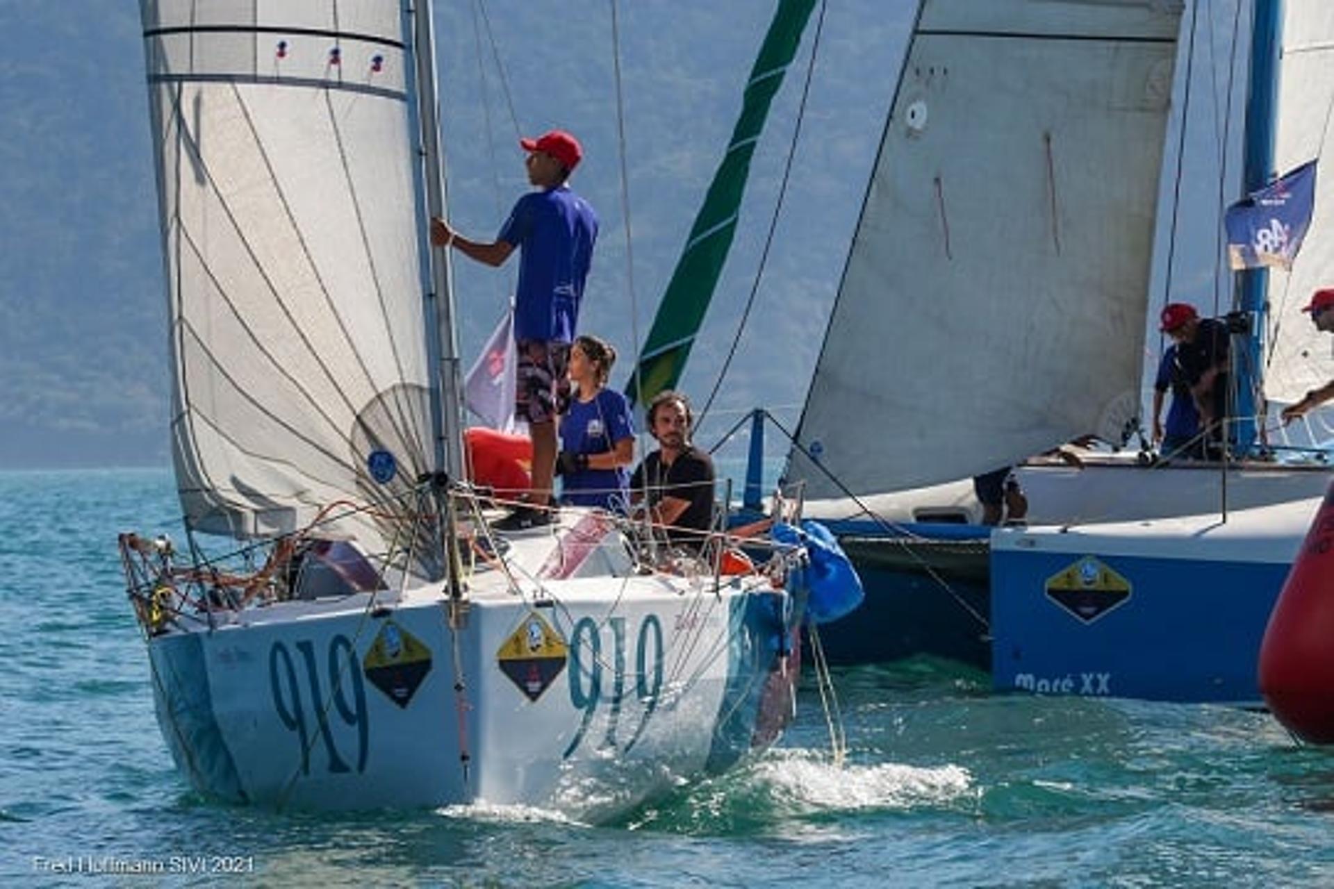 Semana de Vela de Ilhabela promove regata inédita com crianças de projetos sociais (Foto: Divulgação)