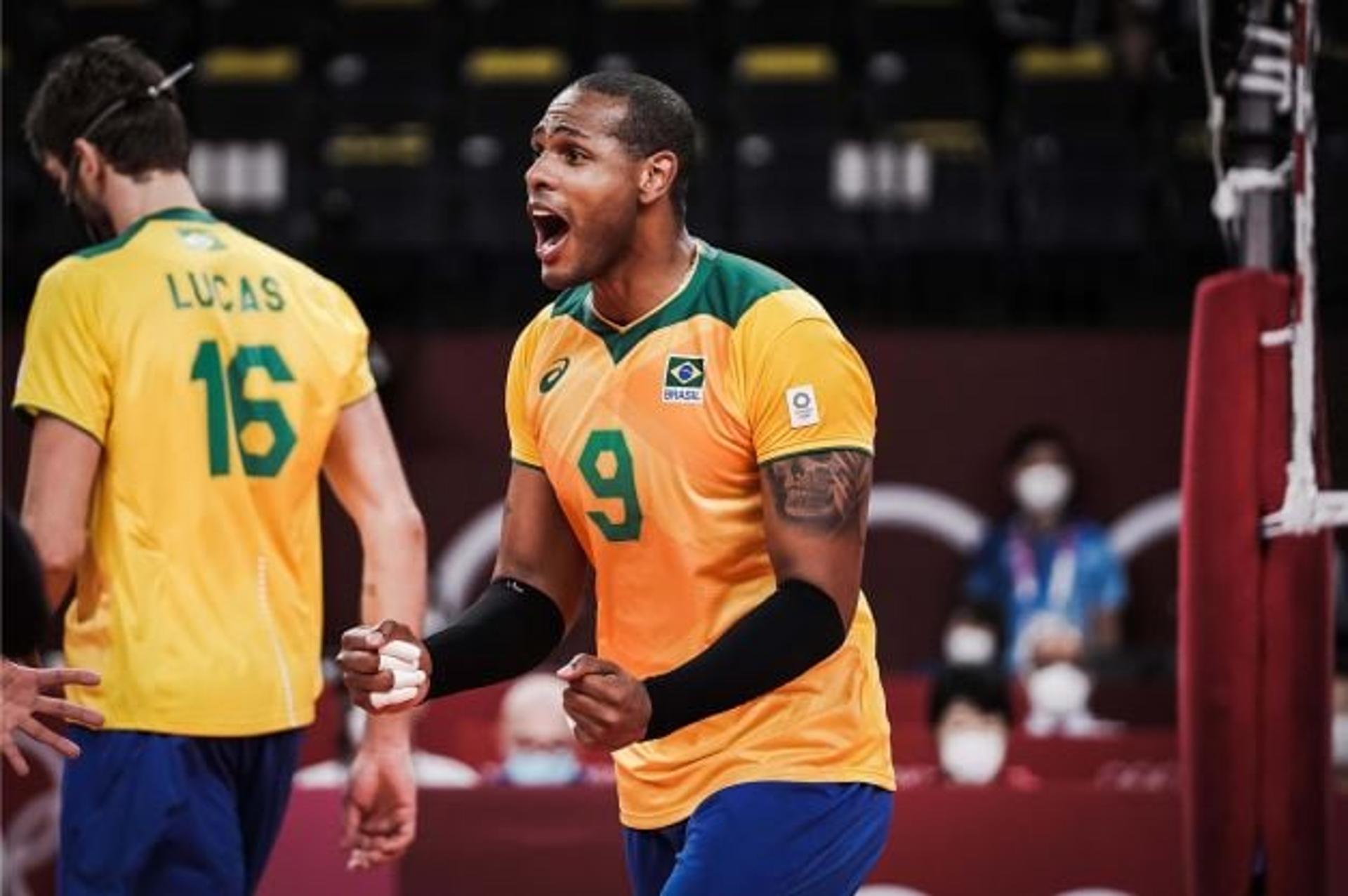 Leal durante a vitória do Brasil sobre o Japão (Foto: Divulgação/FIVB)