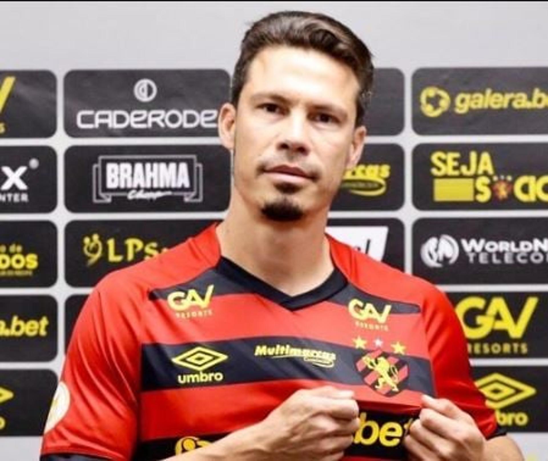 Hernanes - Apresentação