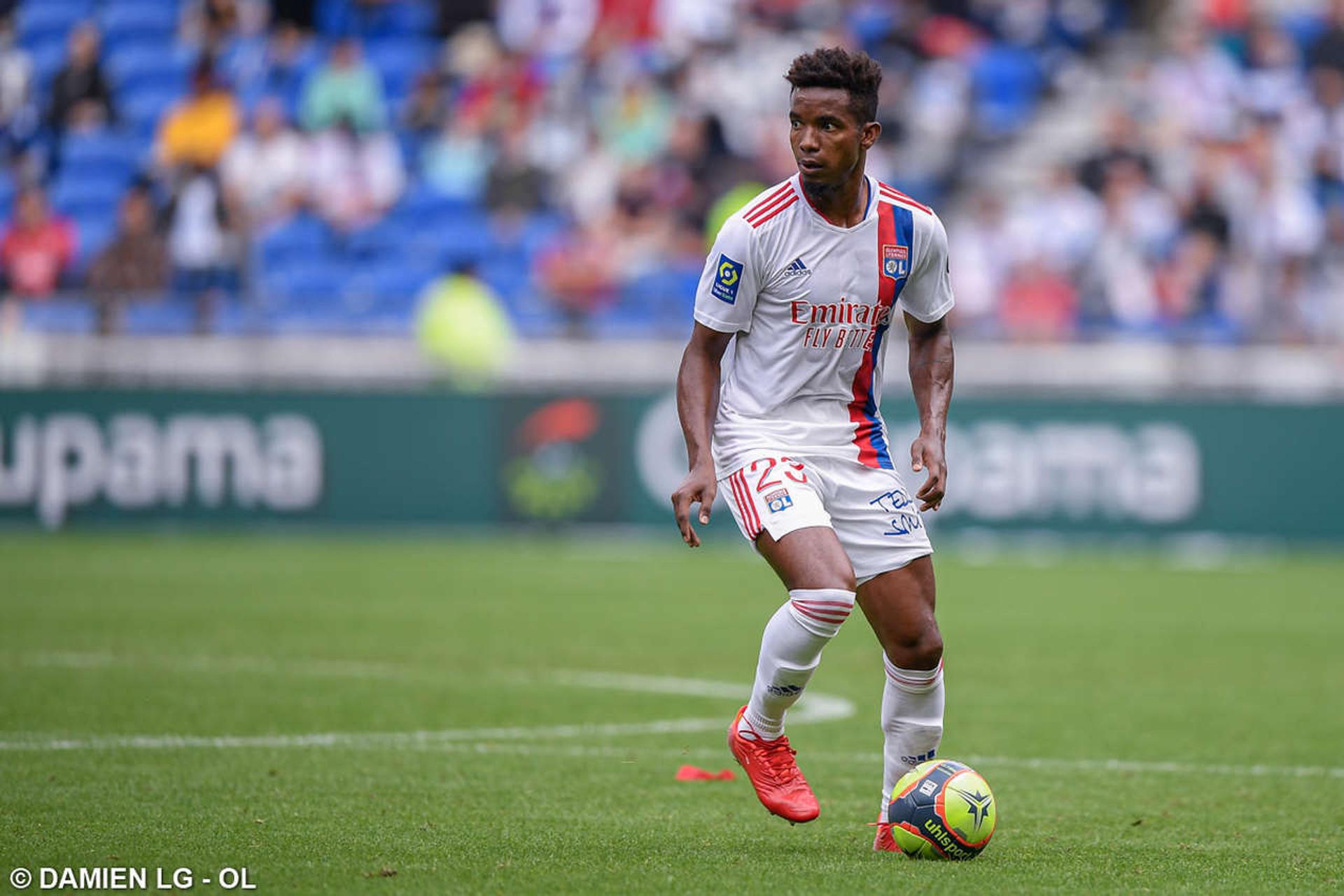 Lyon x Brest - Thiago Mendes