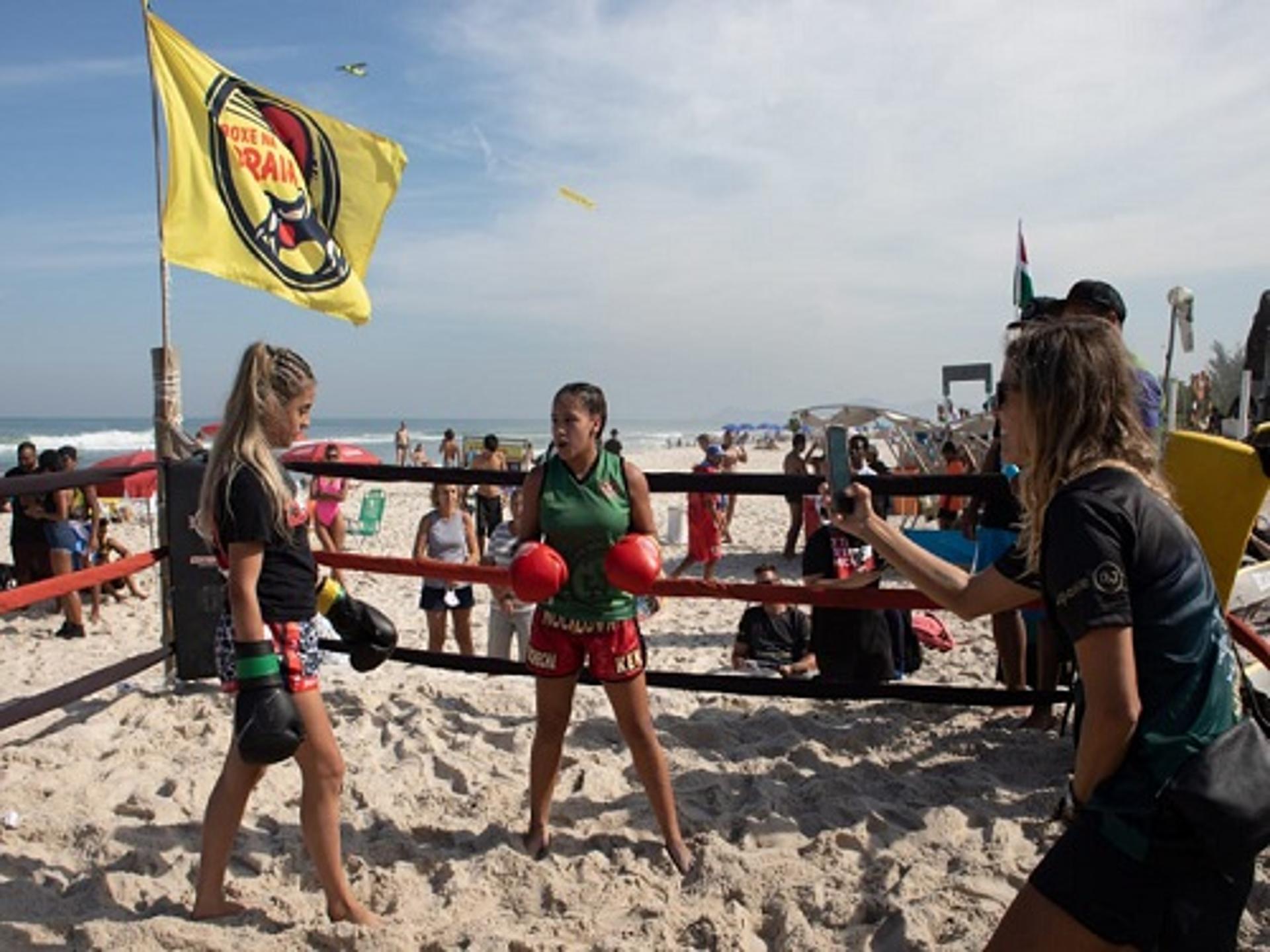 BeachBoxing vai fazer o retorno neste fim de semana na Praia da Barra, Zona Oeste (Foto: Divulgação)