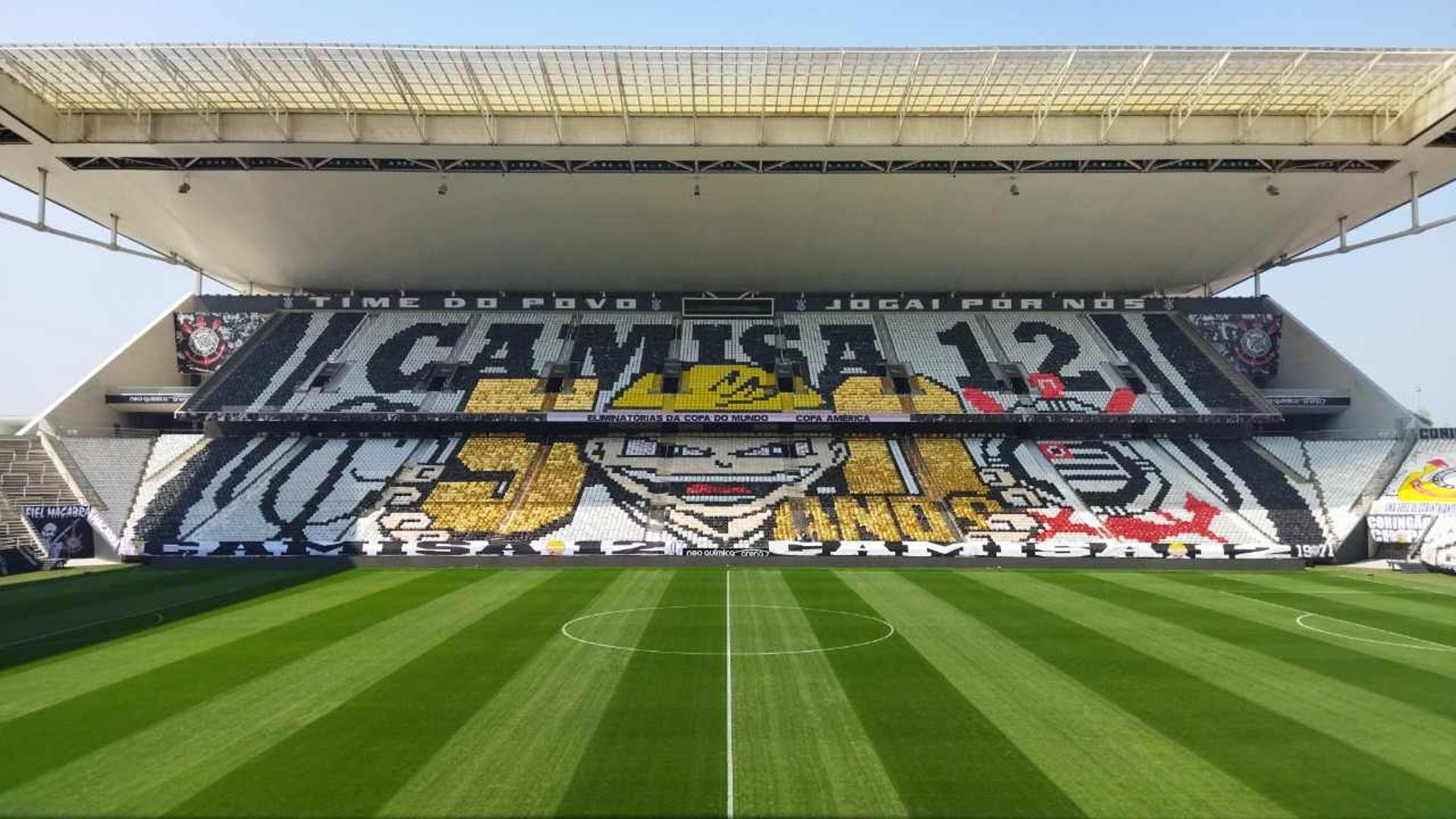 Arena Neo Quimica - Mosaico Camisa 12 do Corinthians contra o Ceará