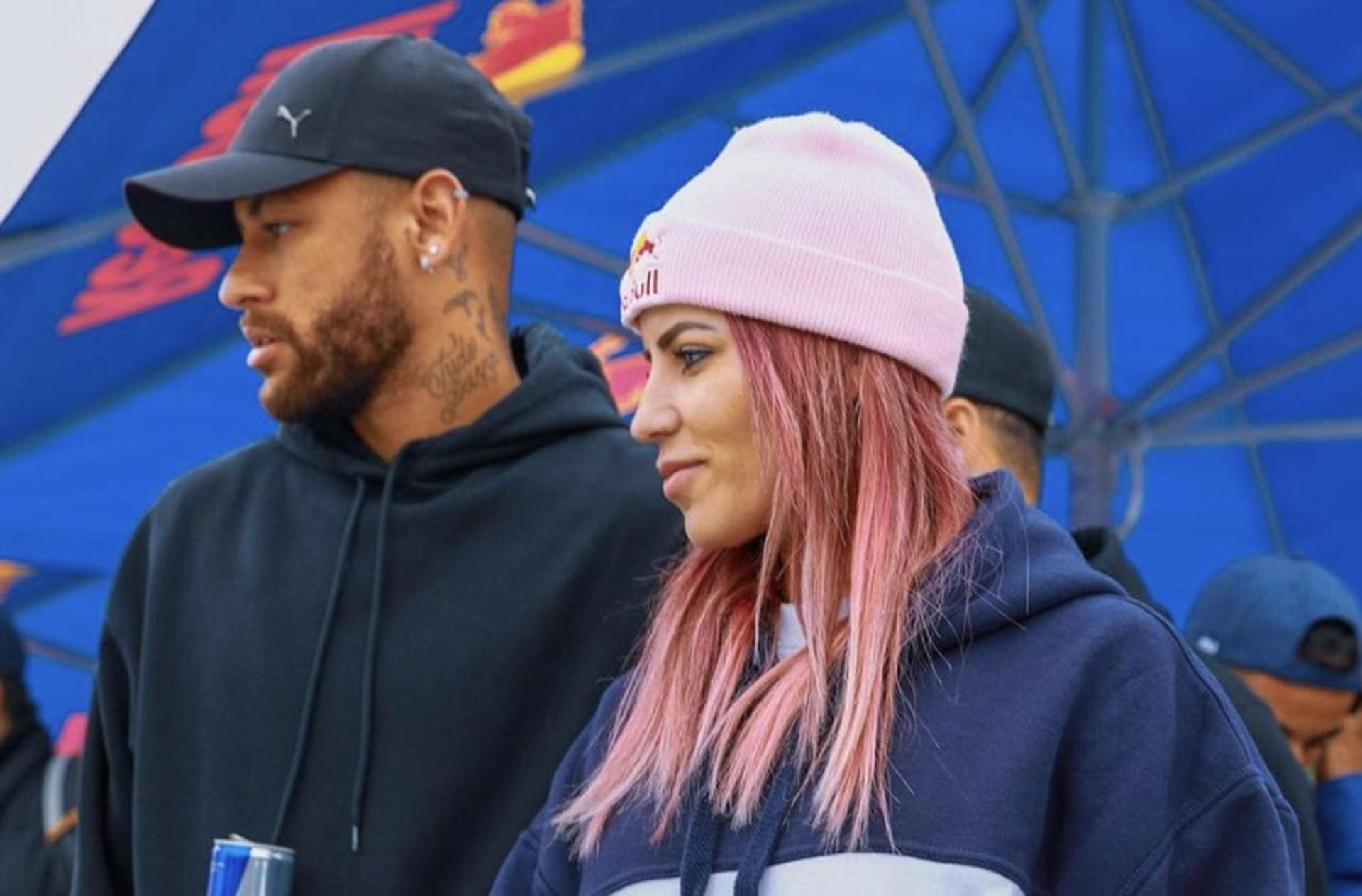 Neymar e Letícia Bufoni em Paris