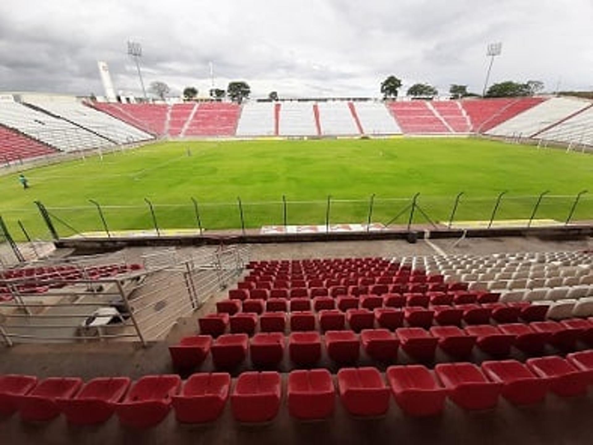 O time azul pretende ter seu torcedor na Série B na Arena do Jacaré enquanto houver proibição de público em BH