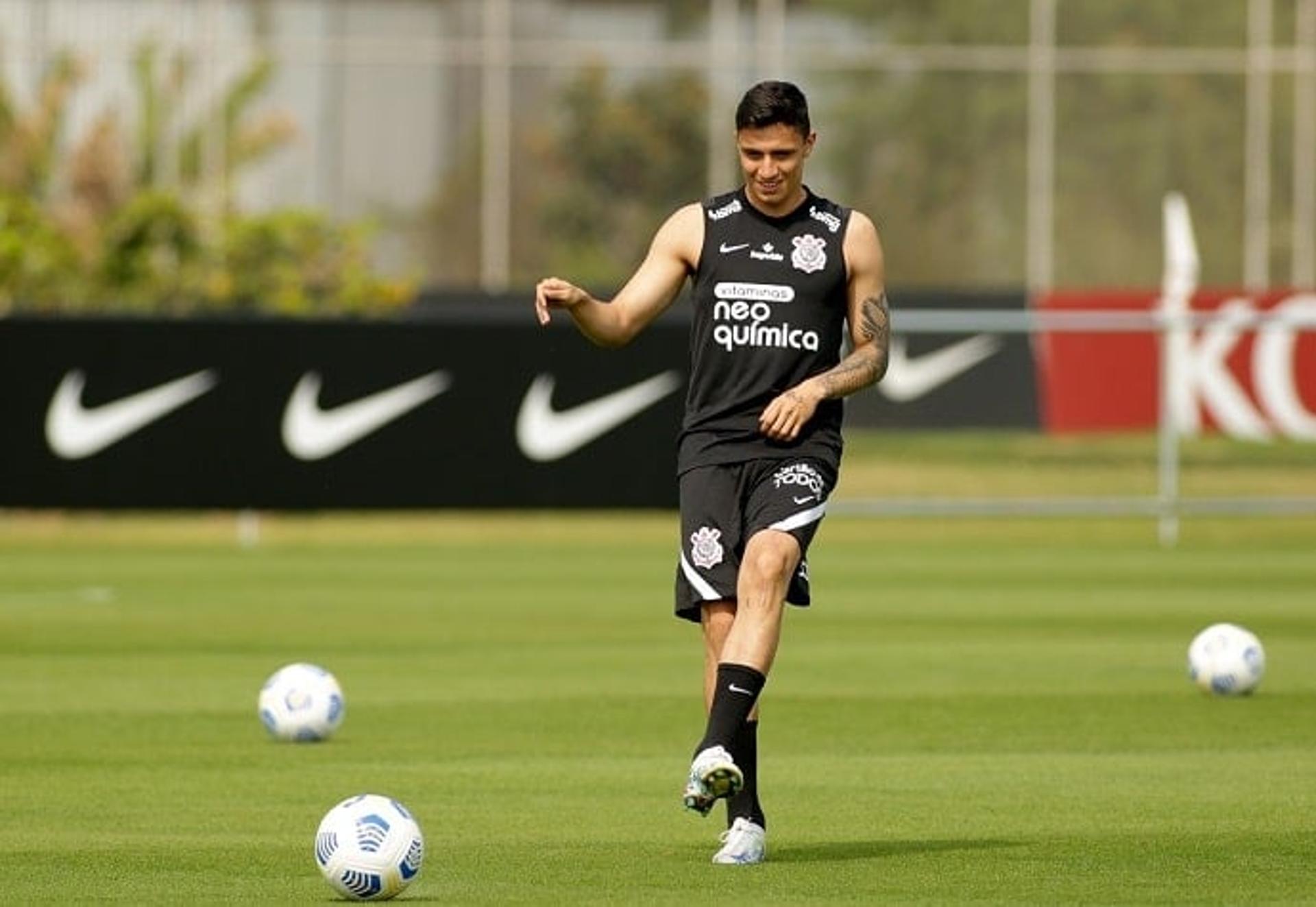 Gustavo Mantuan - Treino Corinthians