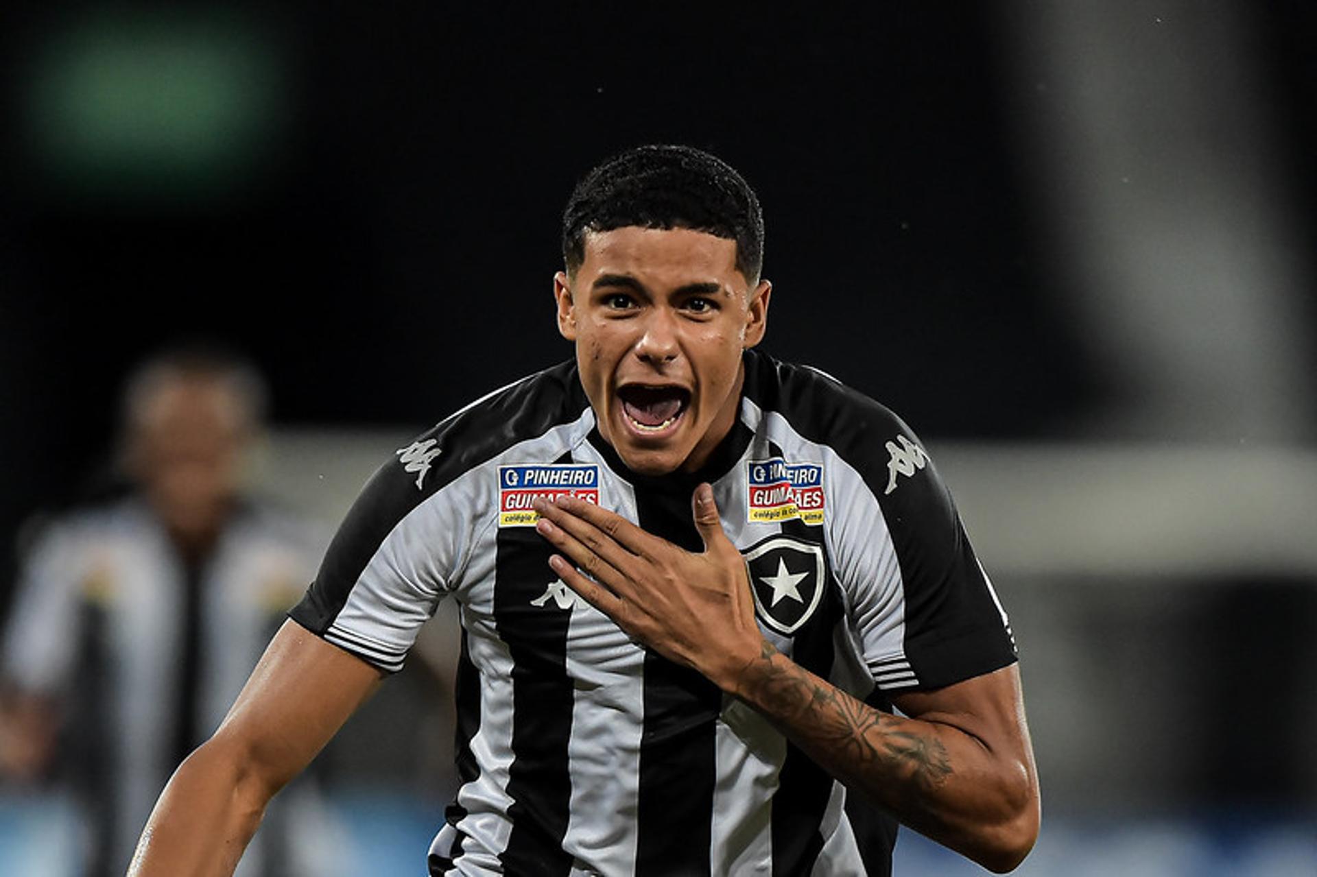 Vitinho - Botafogo