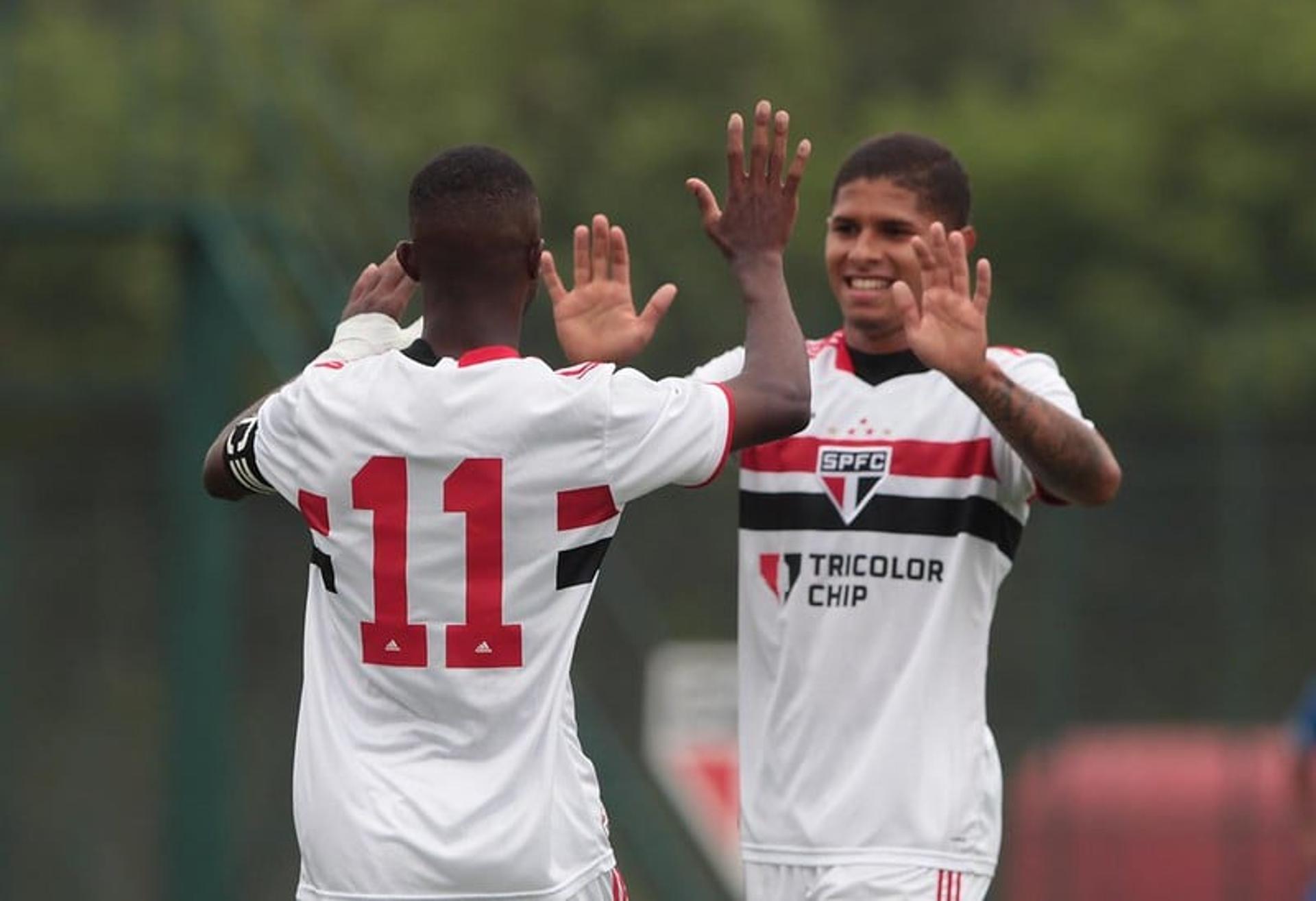 São Paulo goleou o SC Brasil por 12 a 1