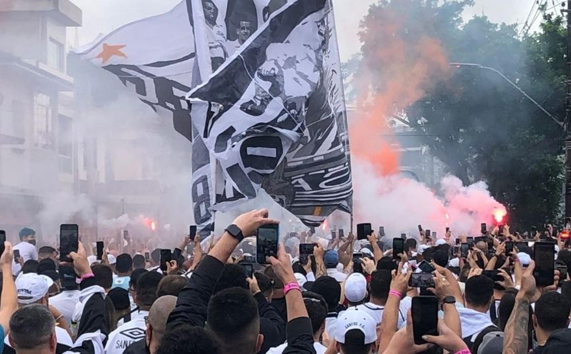 Torcida do Santos antes do início da partida