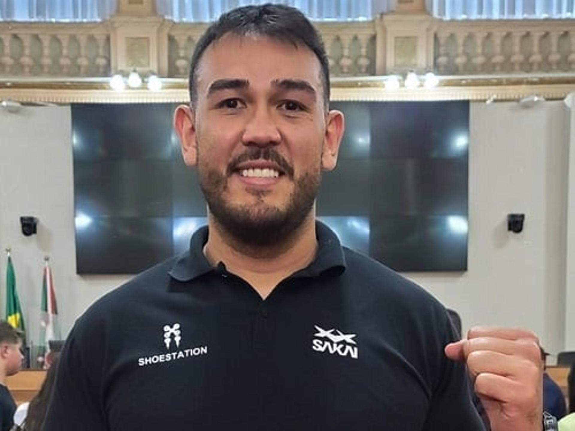 Augusto Sakai vai em busca da retomada das vitórias no peso-pesado do UFC (Foto: Reprodução/Instagram)