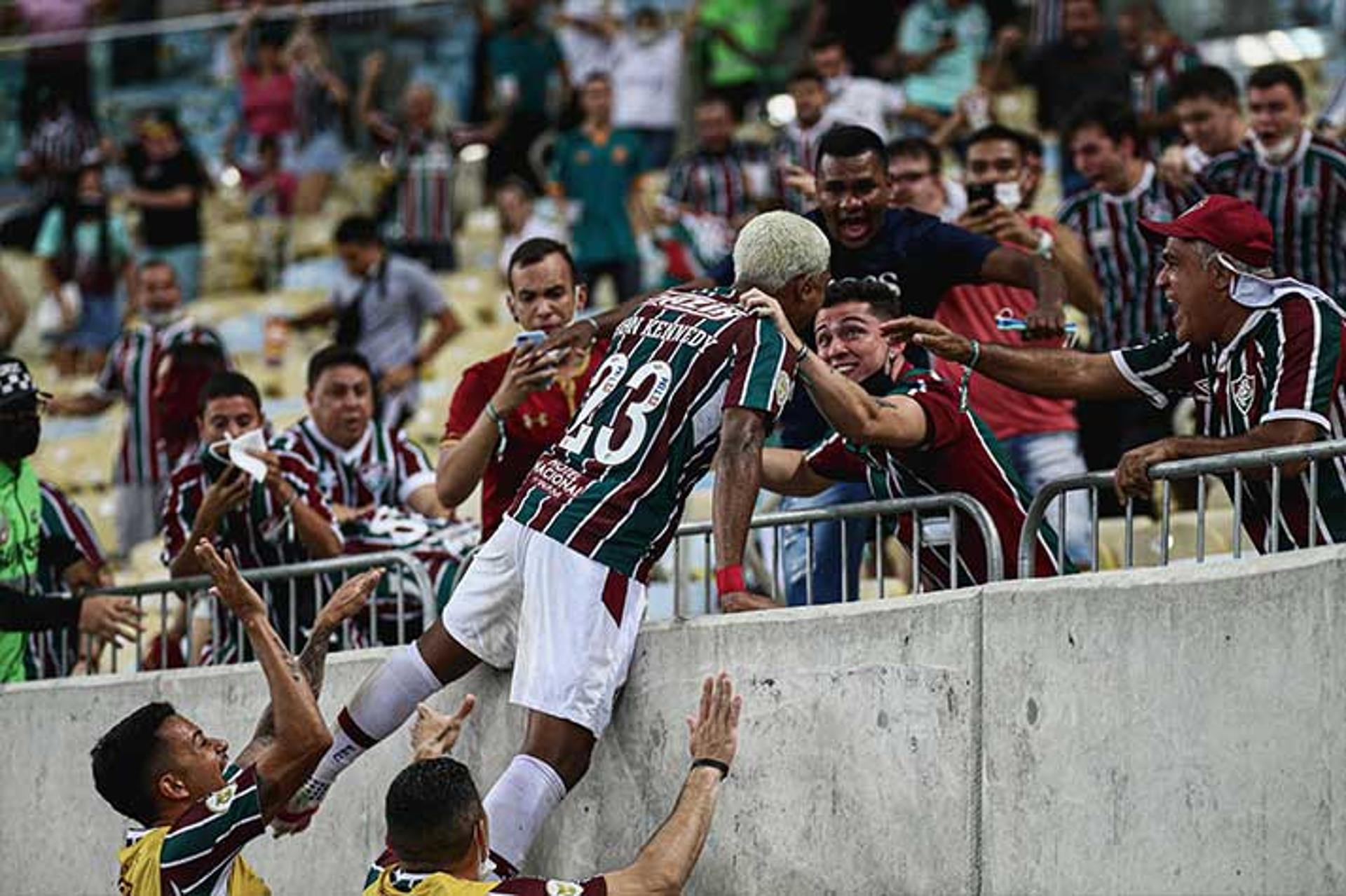 Fluminense x Flamengo - Comemoração John Kenedy