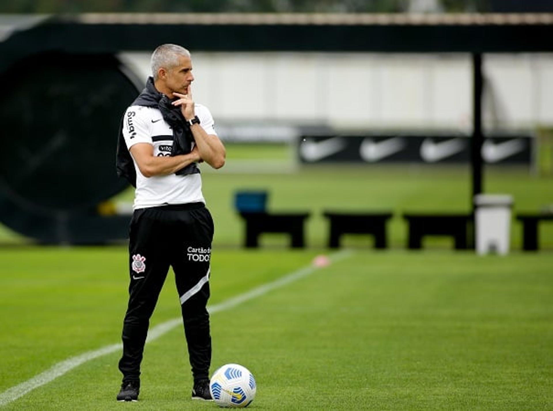 Sylvinho - treinamento do Corinthians - 28.10