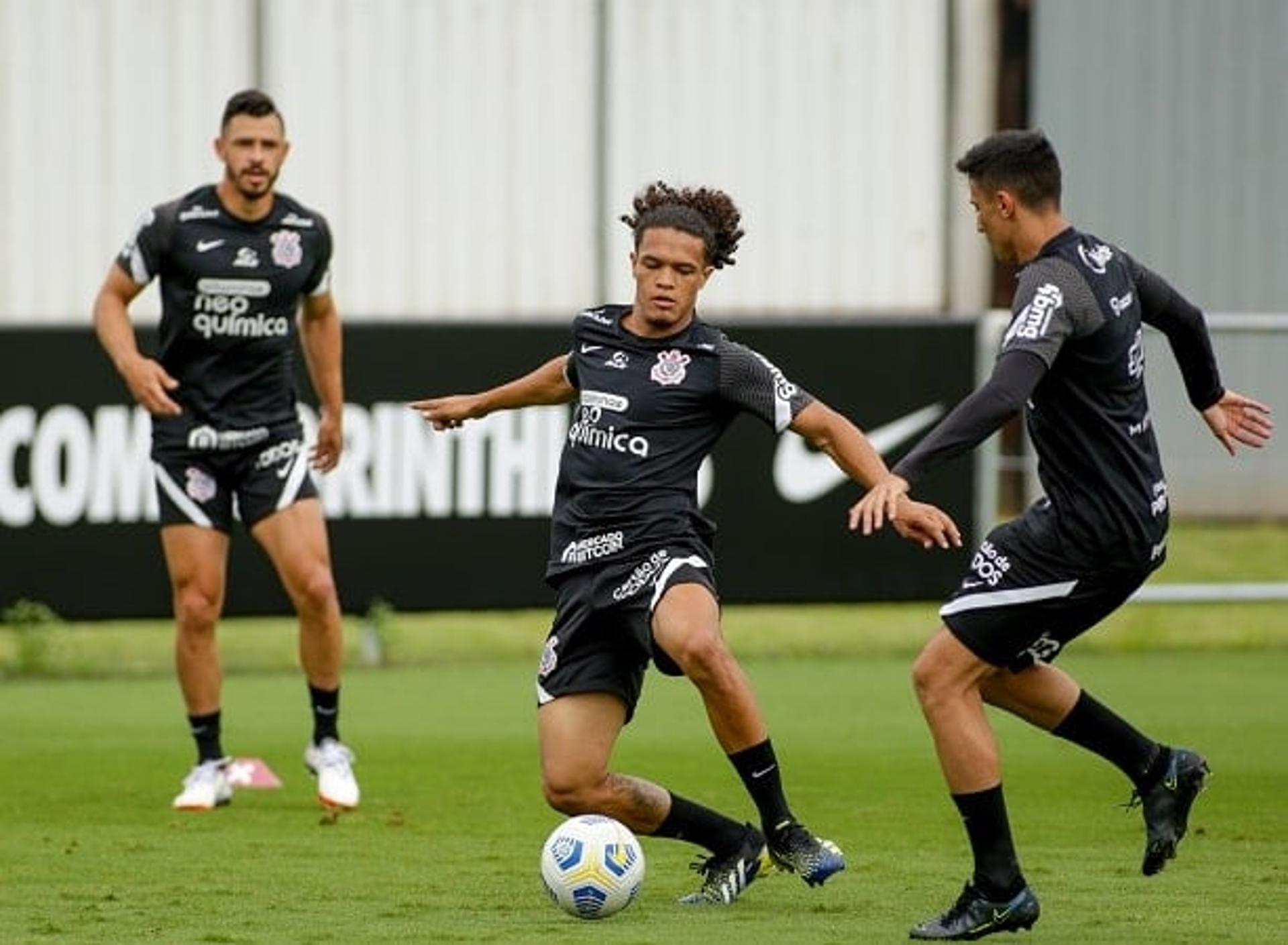 Reginaldo - treino do Corinthians