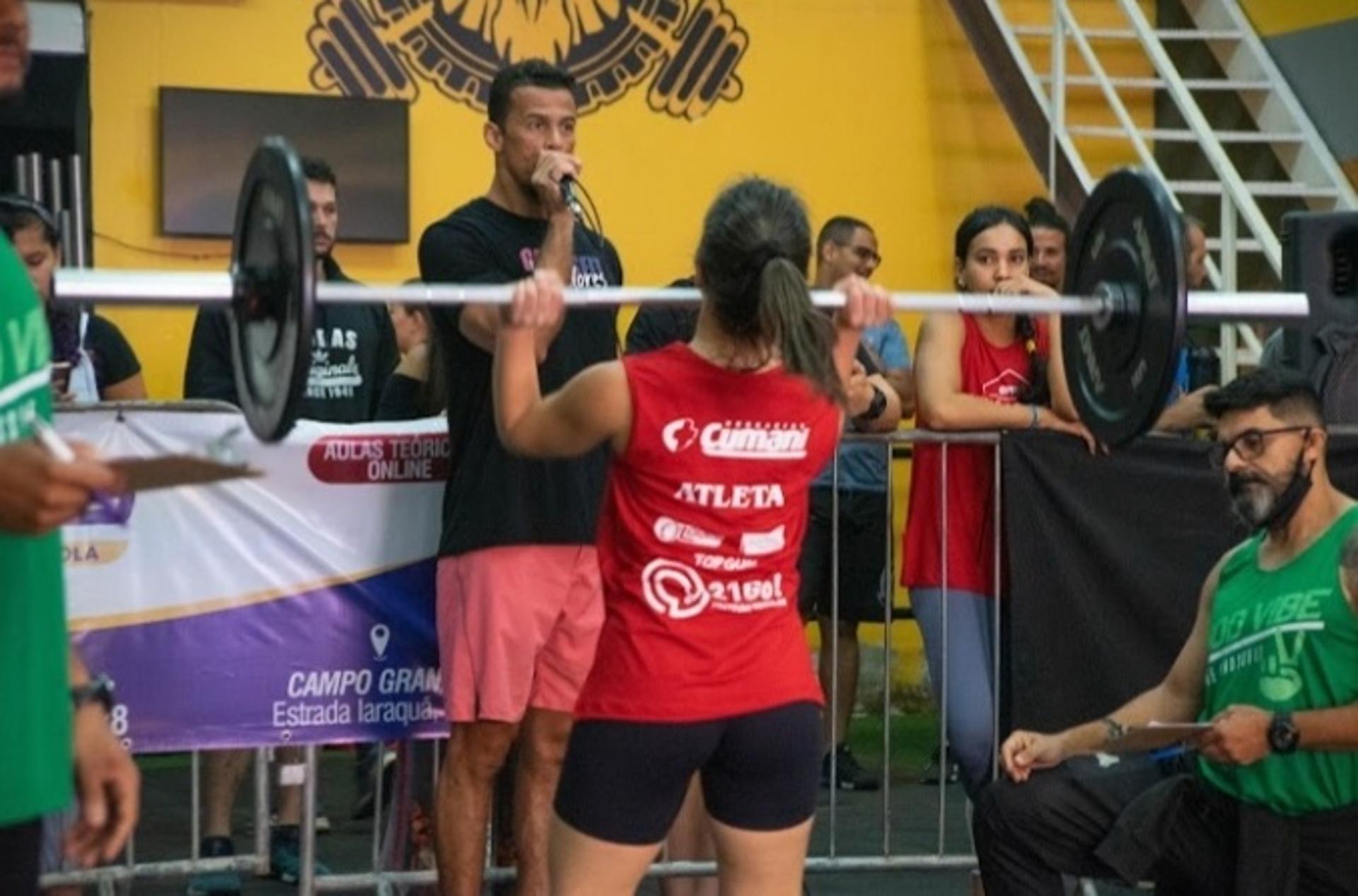 A 4ª edição do evento Open Vingadores de Crossfit reuniu mais de 60 atletas em Campo Grande, Zona Oeste do Rio de Janeiro