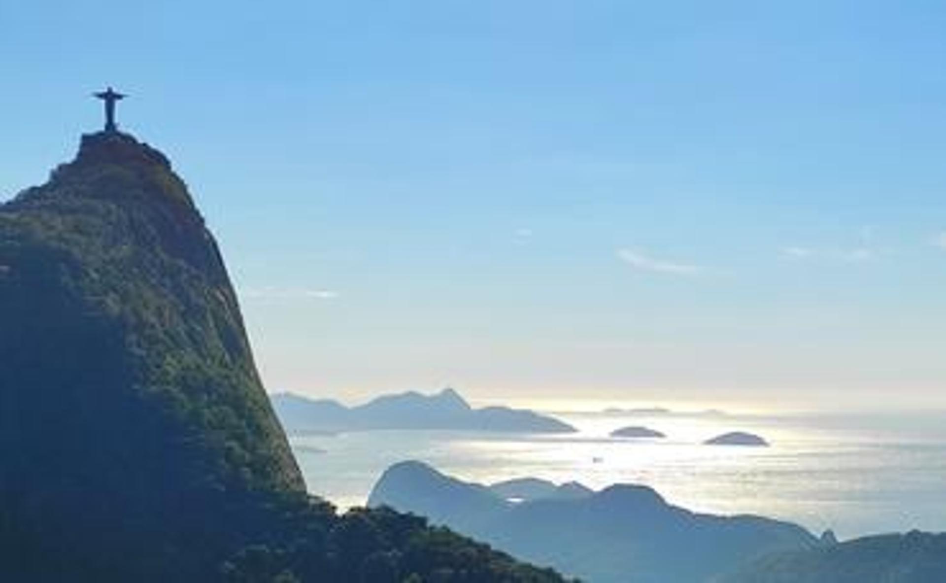 A chegada será aos pés do Cristo Redentor, uma das sete maravilhas do mundo